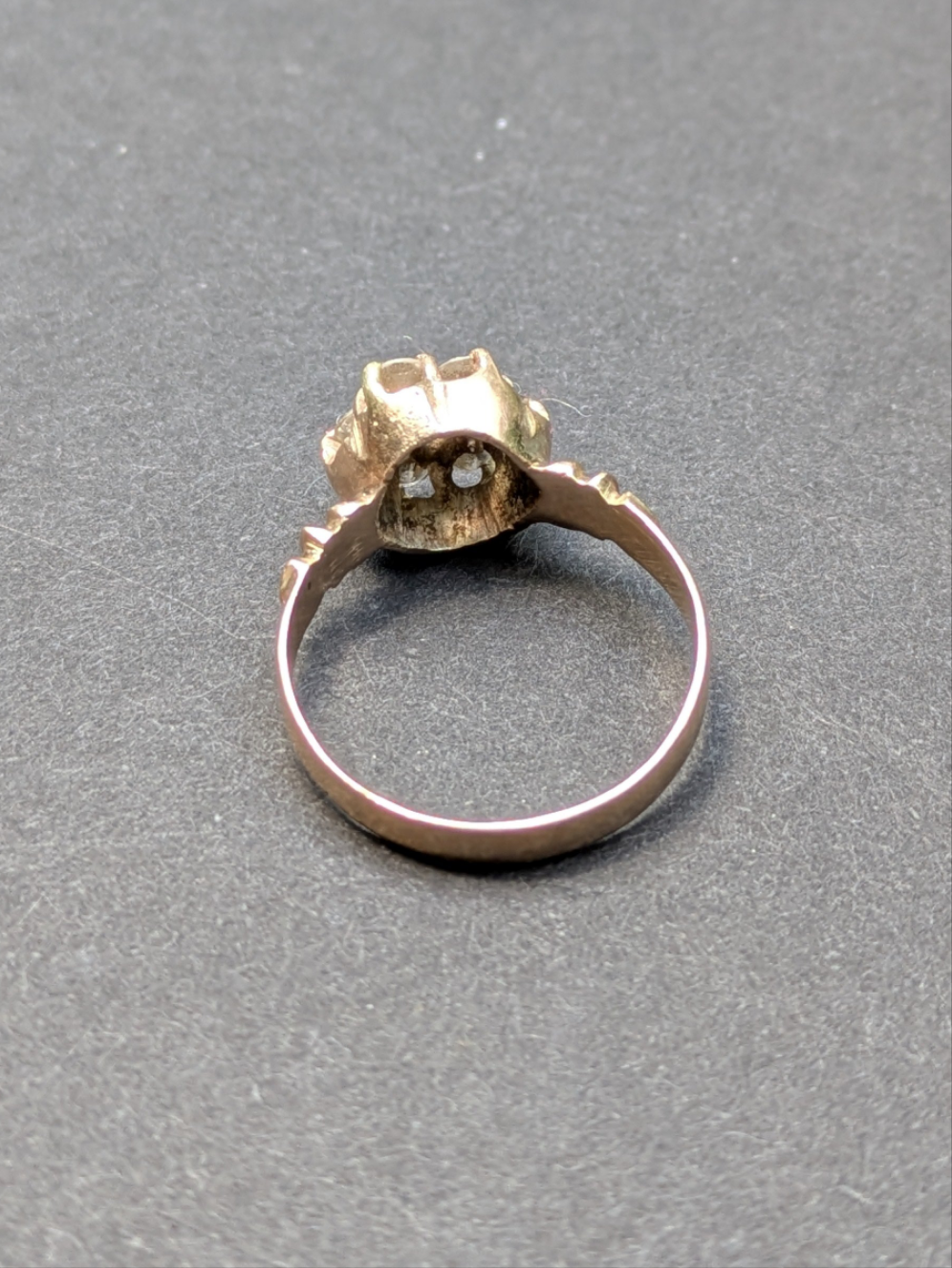 14kt Yellow Gold 7 Diamond Cluster Ring