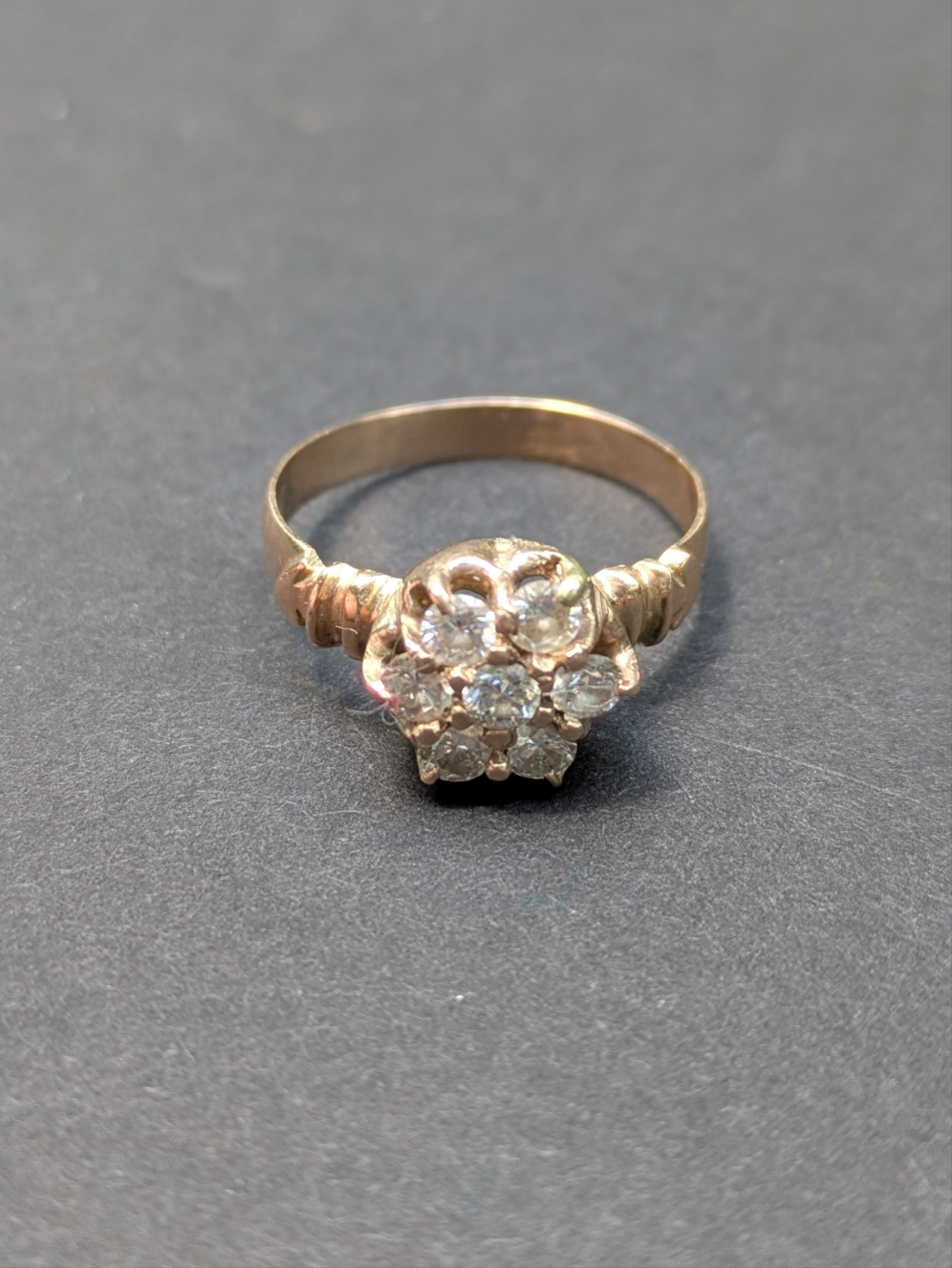 14kt Yellow Gold 7 Diamond Cluster Ring