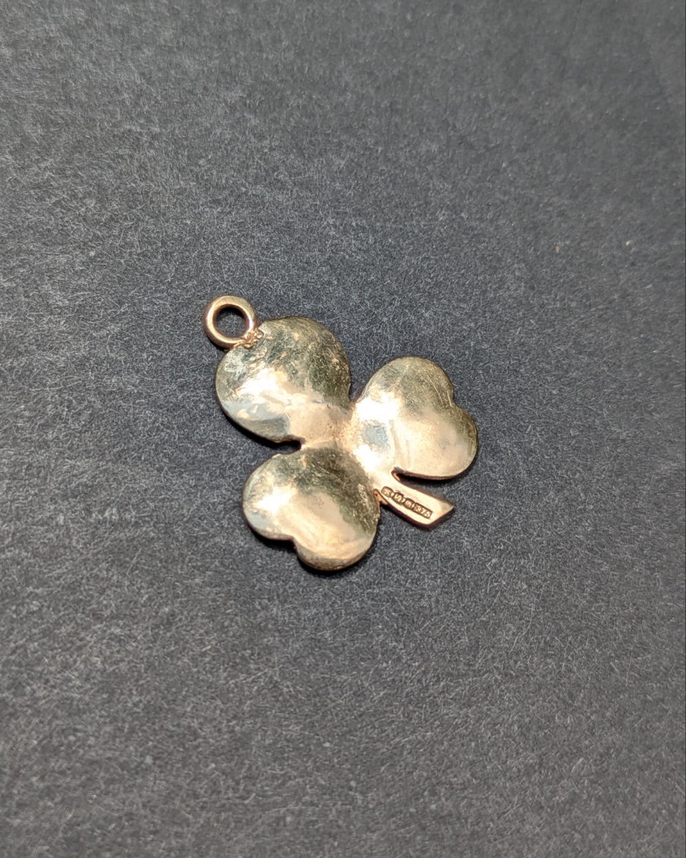 9kt Shamrock Charm with Florentine Finish