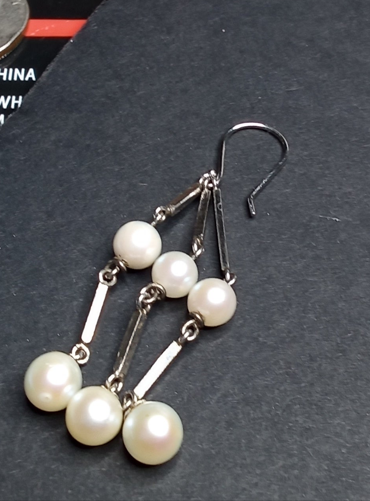 14k White Gold and Pearl Earrings