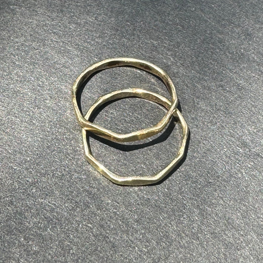 Pair English Art Deco 9k Hammered Bands