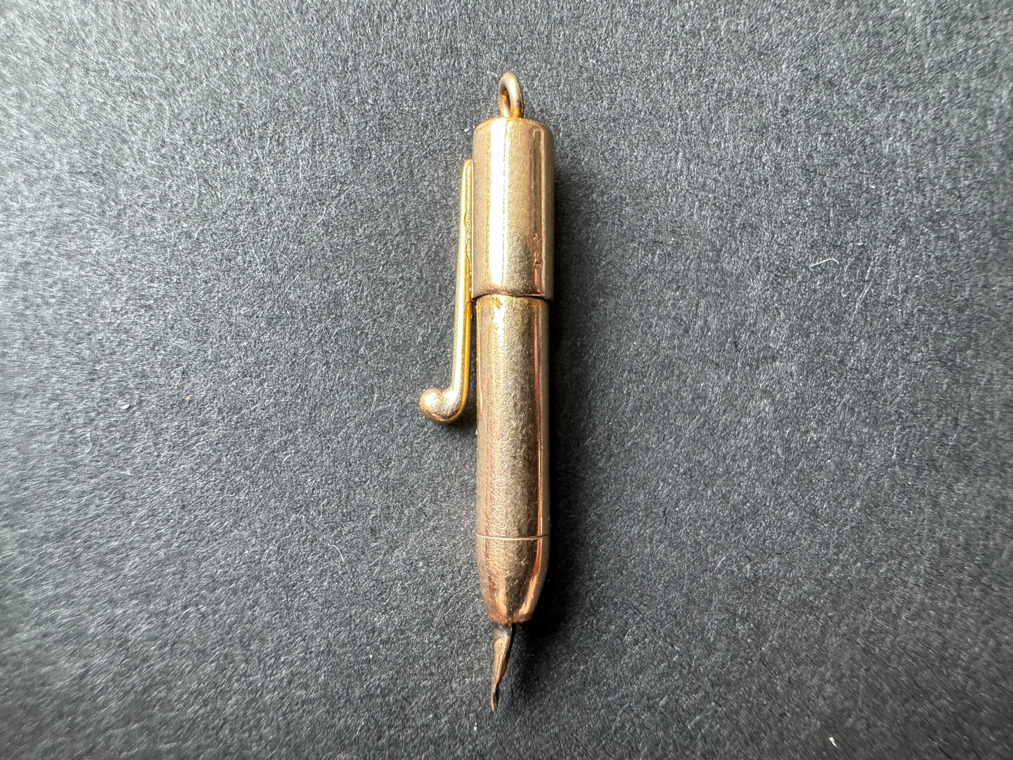 Fountain Pen Charm 14k