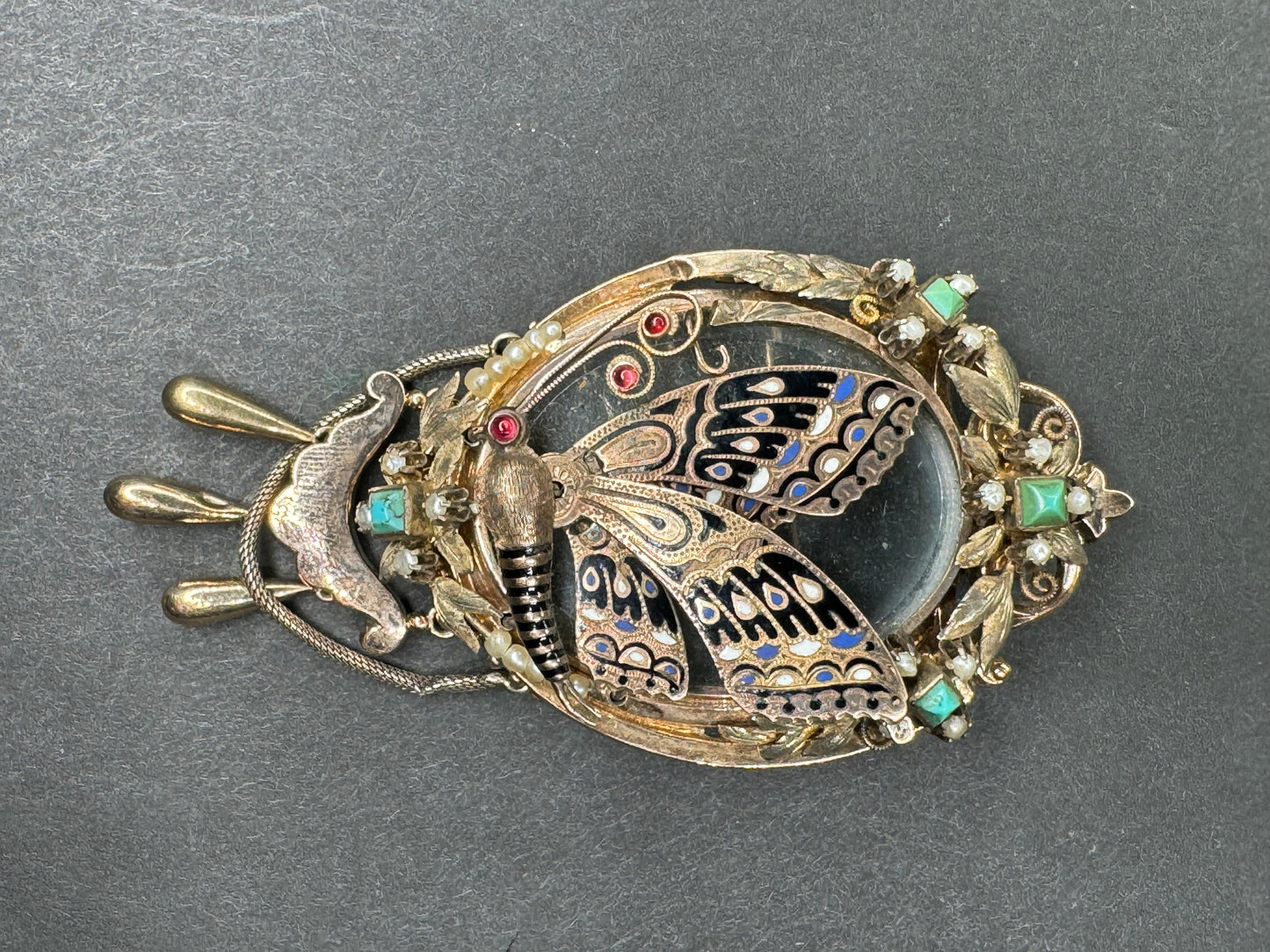 Mid-Victorian Era Three Dimensional Sentimental Brooch/Pendant/Locket