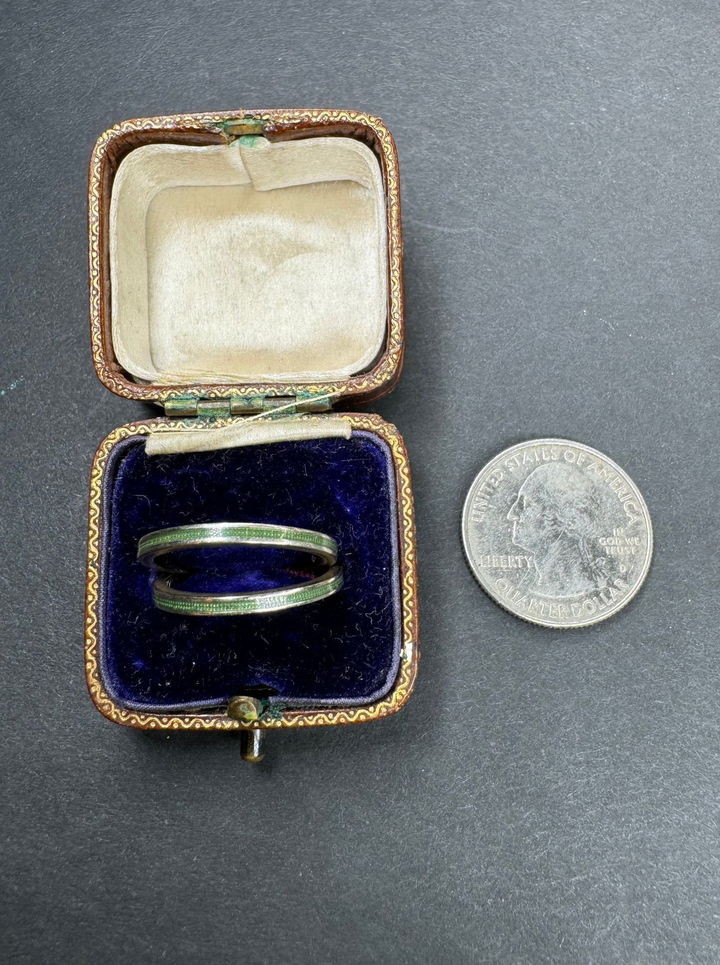 18kt Light Green Enamel Hidalgo Stacking Rings