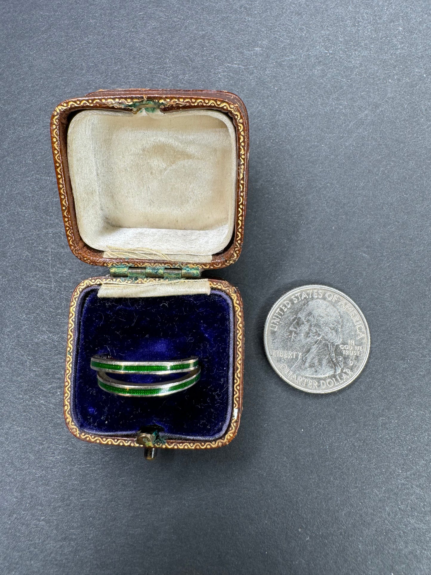 Pair Vintage 18k Hidalgo Leaf Green Enamel Bands