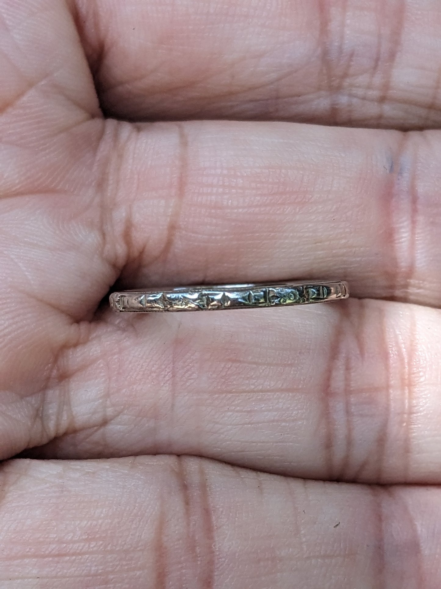 18 kt gold wedding band 1940's