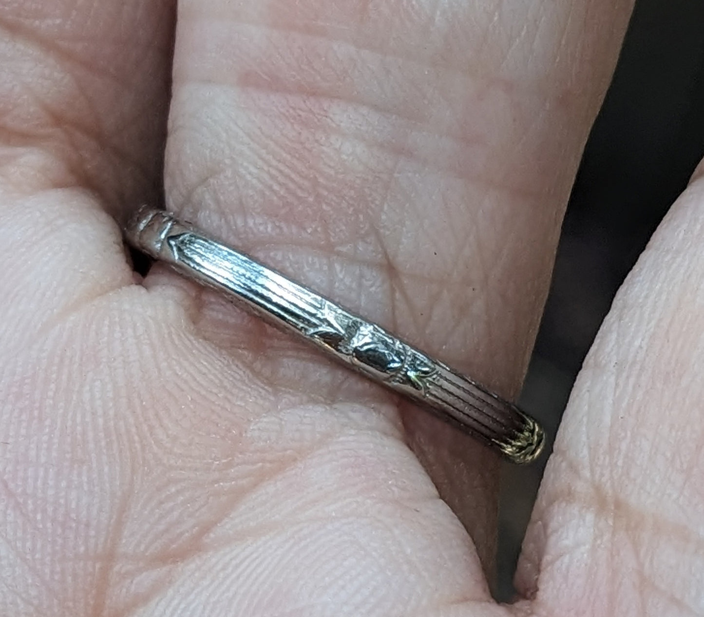 18kt Corinthian Bow Band 1926 (21)