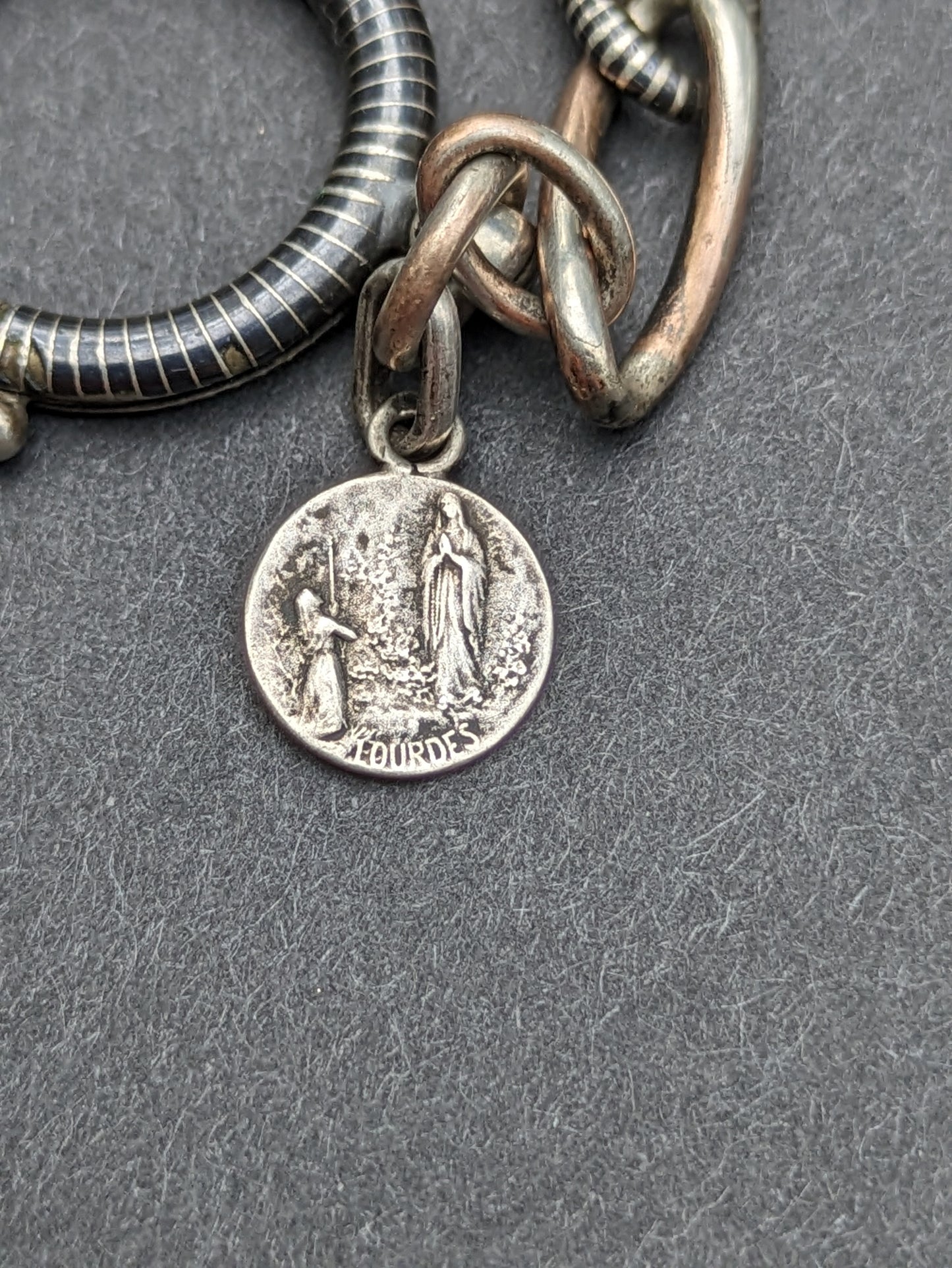 Victorian Niello Chain with Dog Clip