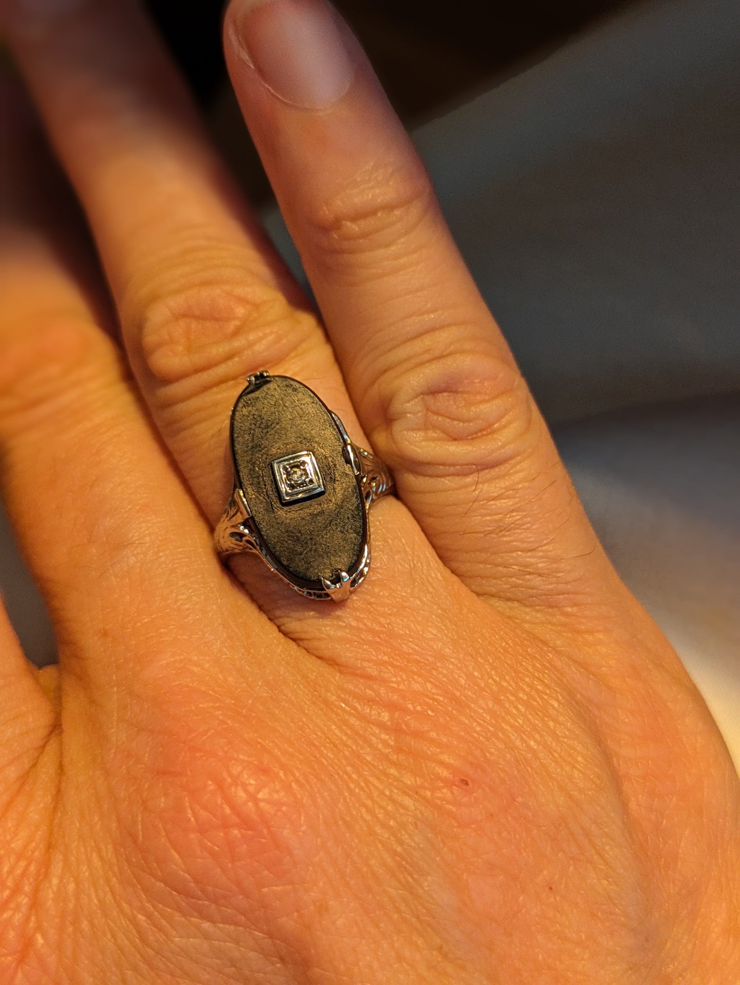 14kt White gold filigree diamond and onyx ring