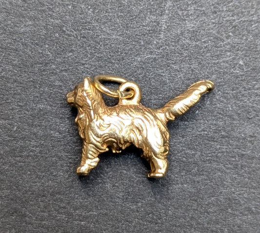 Very Detailed 3 Dimensional 14kt Cat Charm