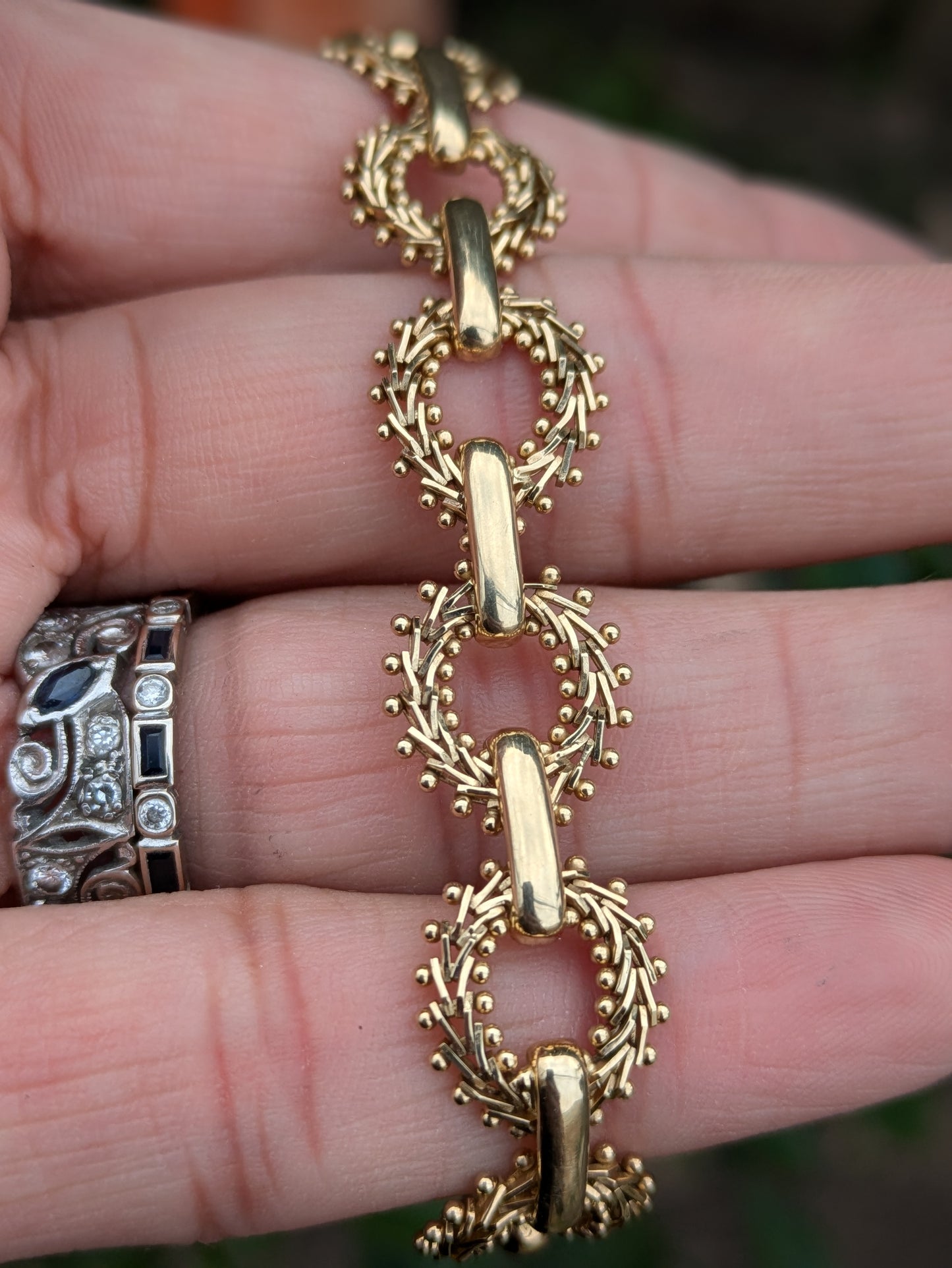 14k Vintage Gold Bracelet with Curved Circles