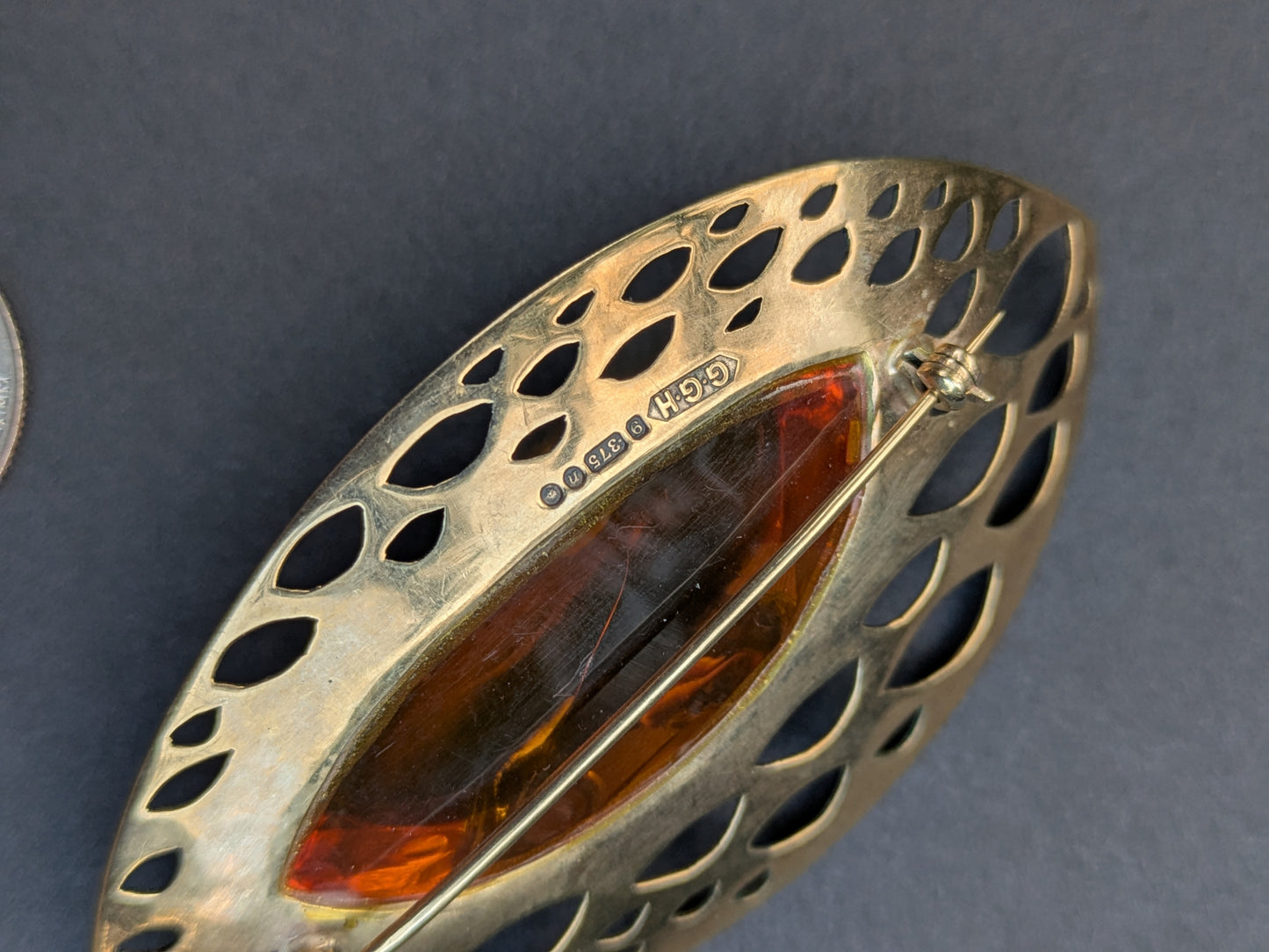 Large 9k Amber Leaf Brooch