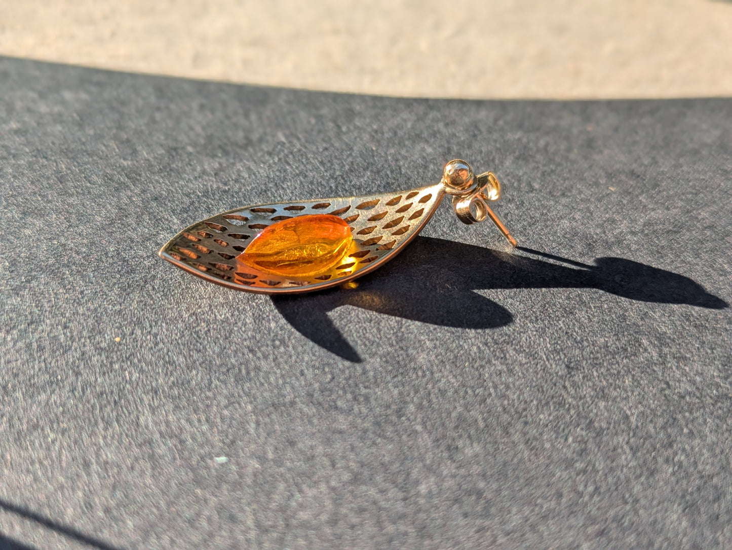 9k Interwar Years Amber Leaf Earrings