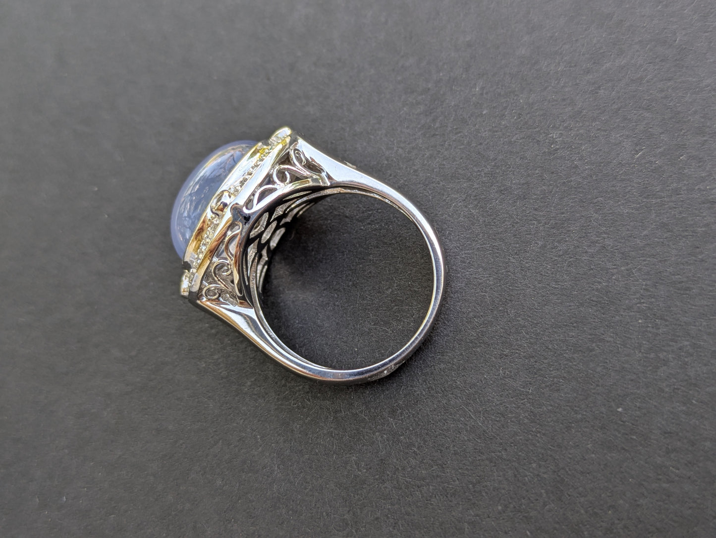 Chalcedony and Diamond Ring 14k