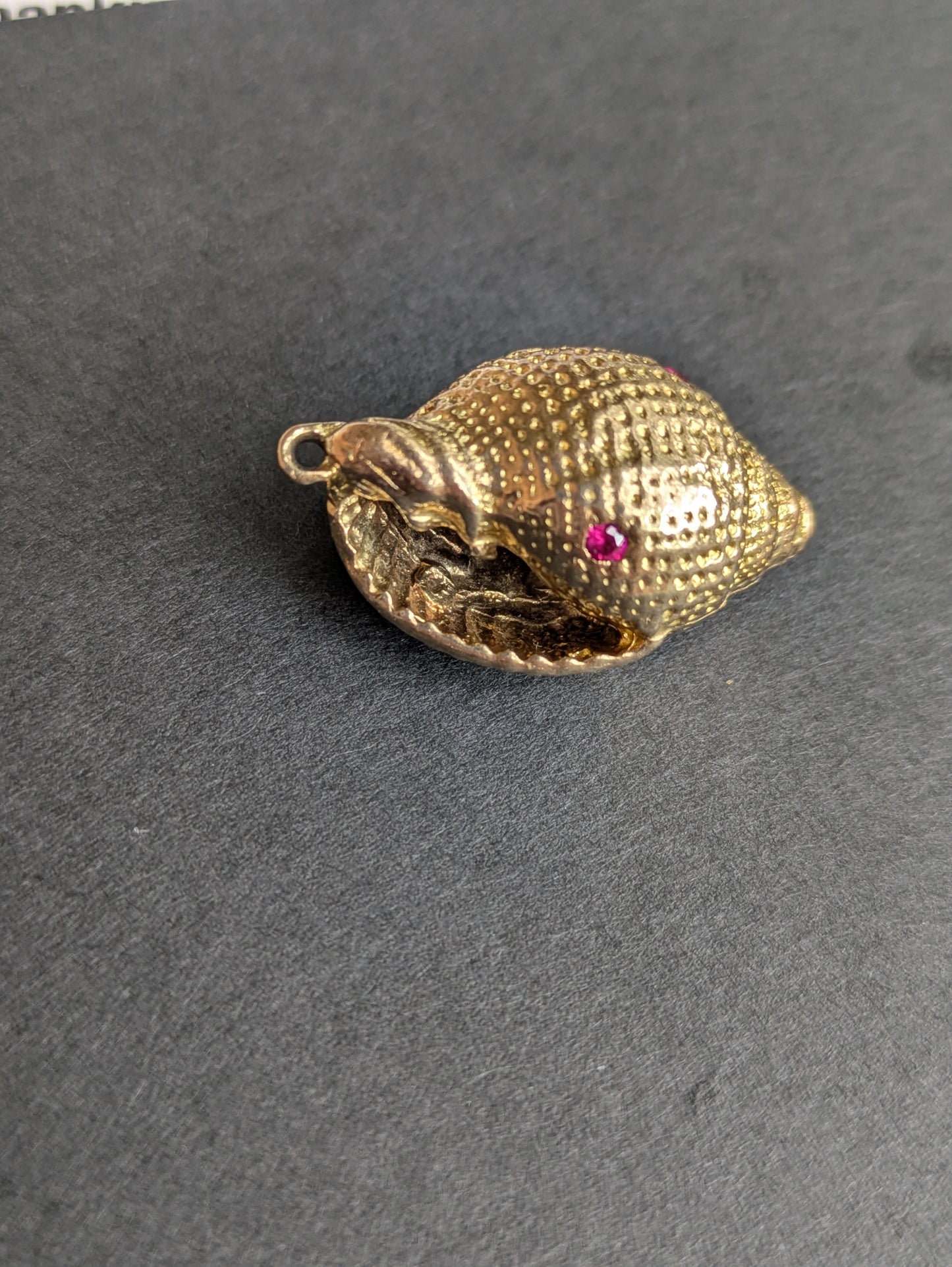 18k Conch Shell Pendant with Ruby