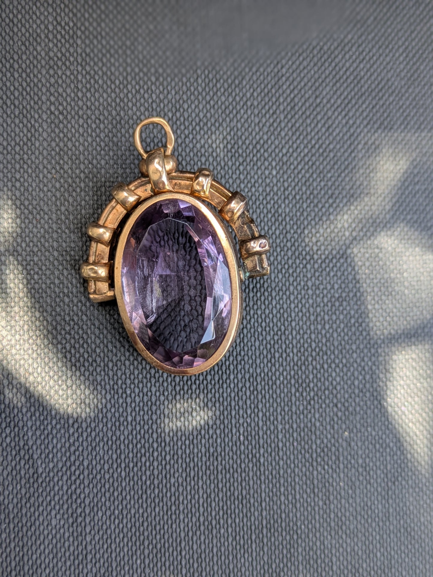 14k Swiss Hallmark Spinner Amethyst Spinner Fob