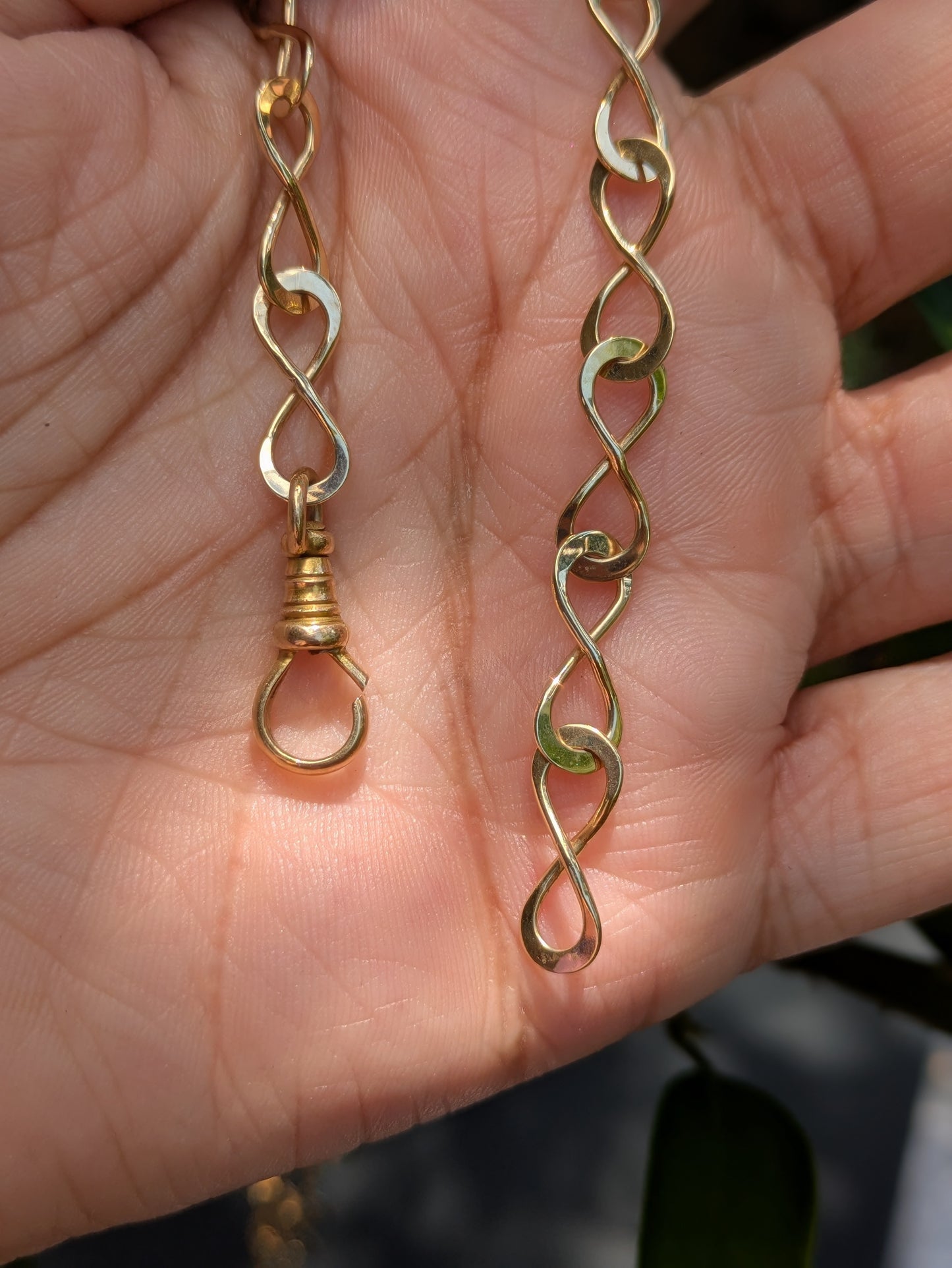 14k Figure 8 Chain with Dog Clip