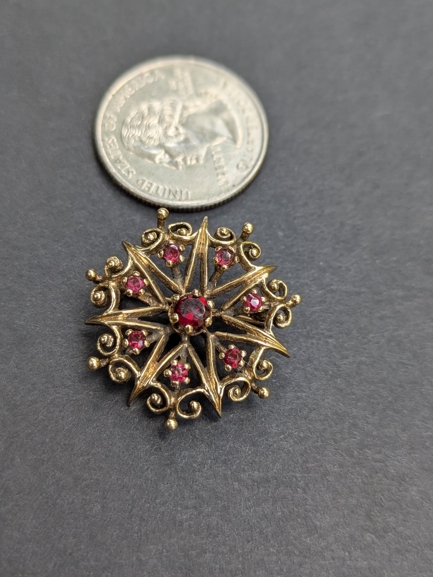 14k Garnet Starburst Pin