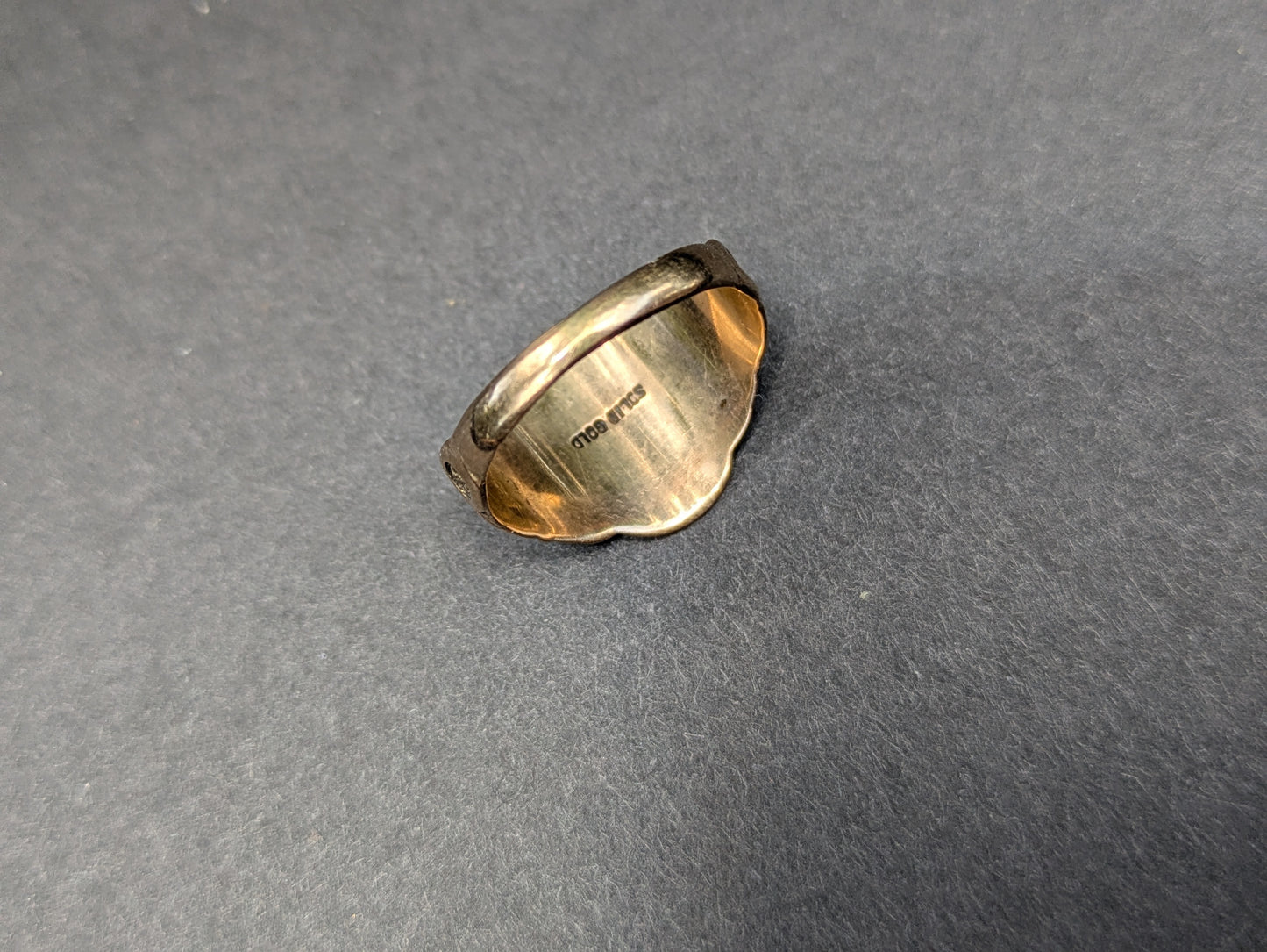 10k "G" Signet Ring