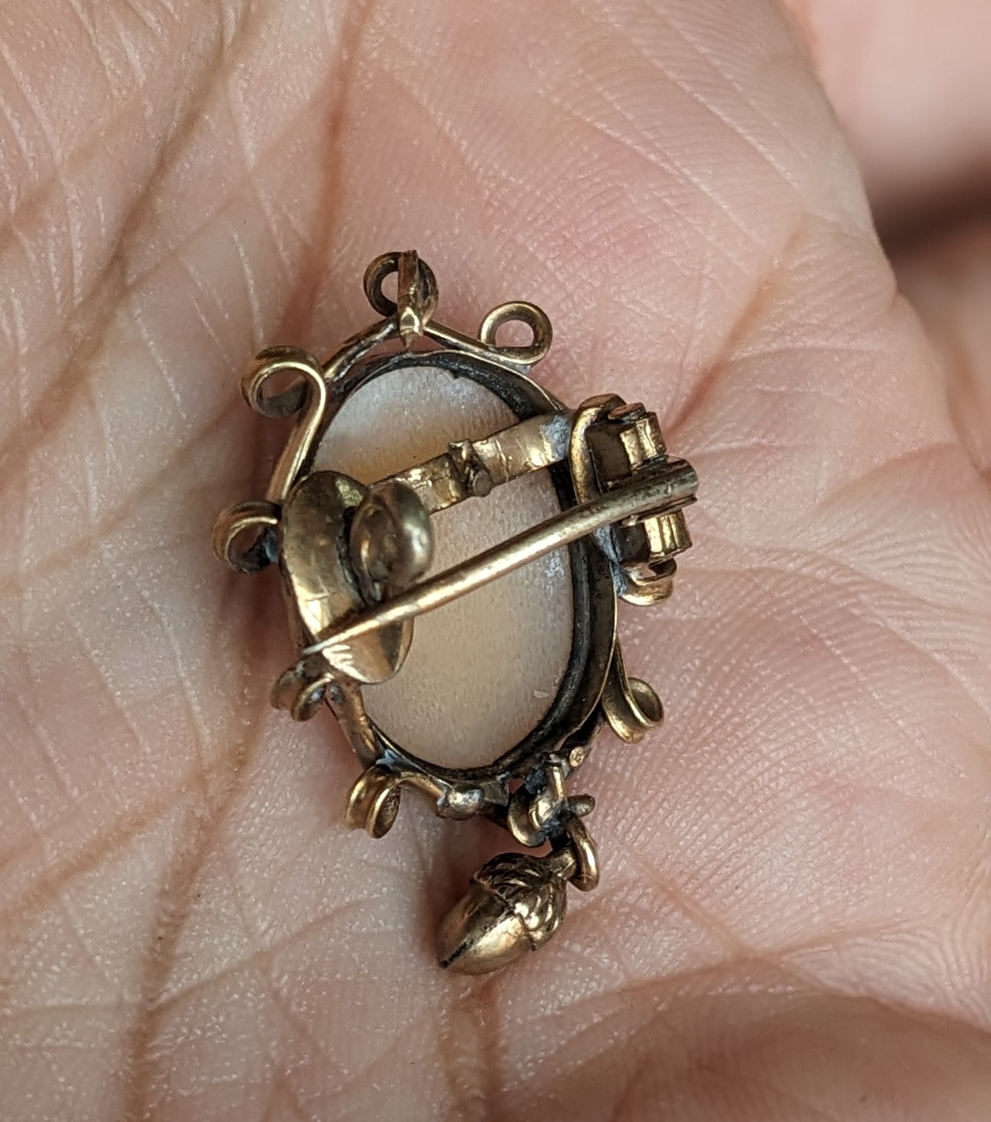14k Gold and Cameo Pin with Acorn Drop