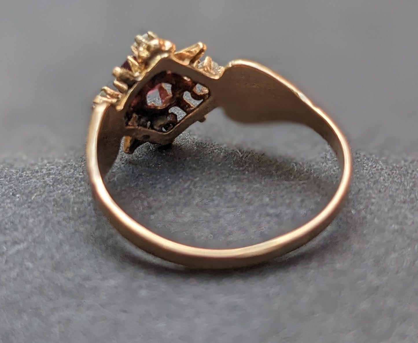 10kt Garnet and diamond Victorian ring