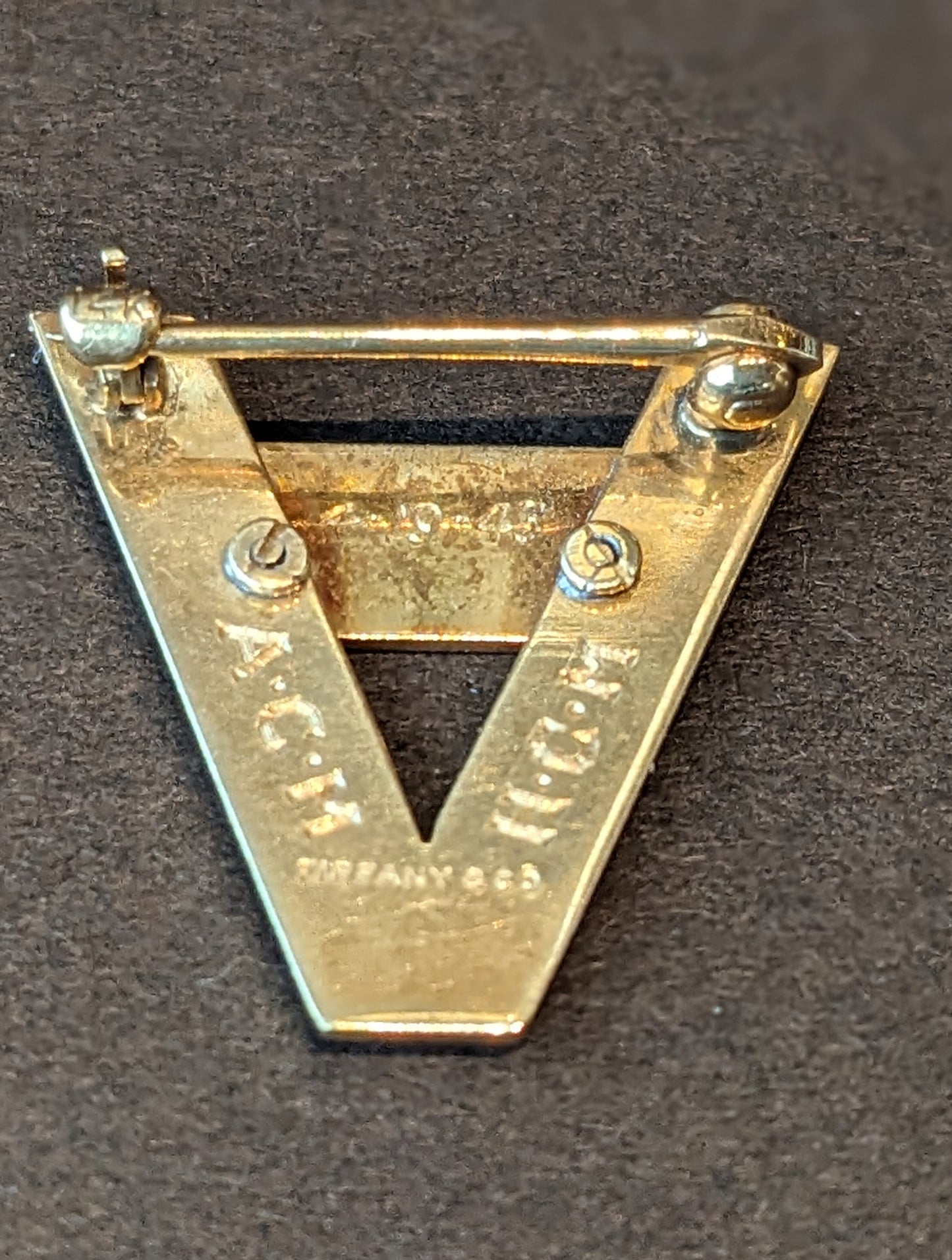 1943 Tiffany & Co 14k Gold Mother's Pin Victory Brooch