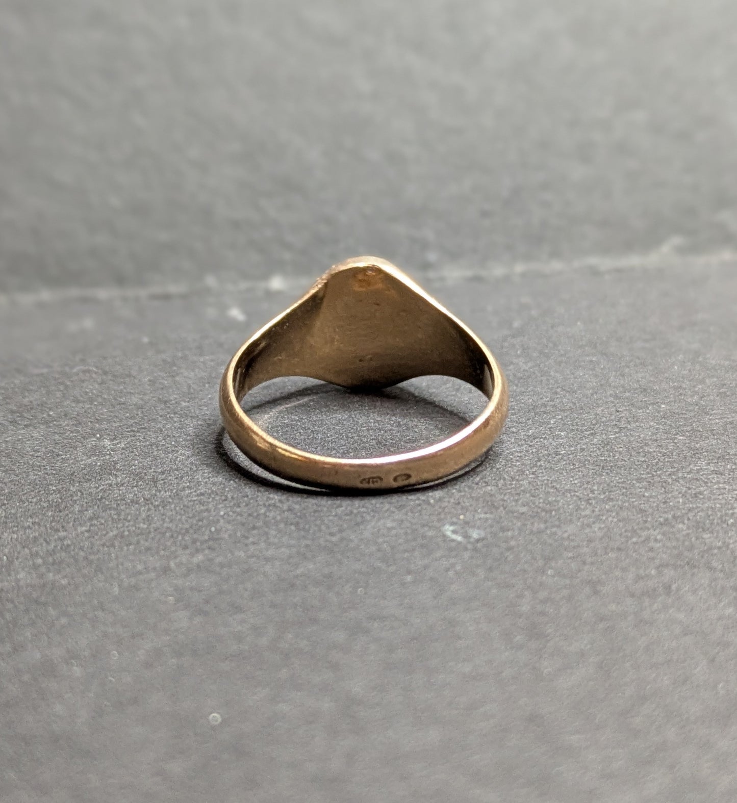 14k Dutch Oak Leaf Hallmark Onyx and Rose Gold Signet Ring