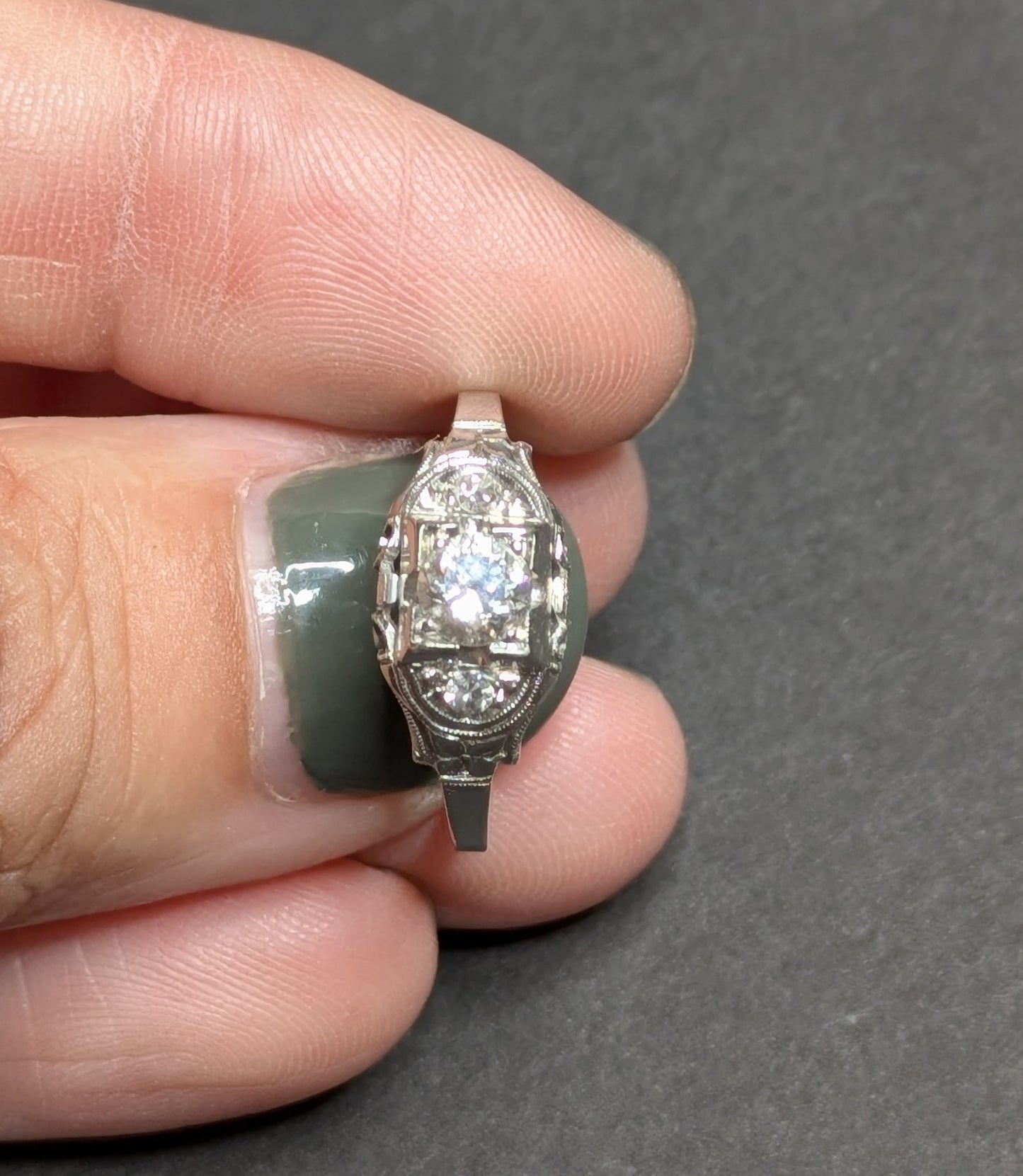 18k White Gold and Diamond Ring