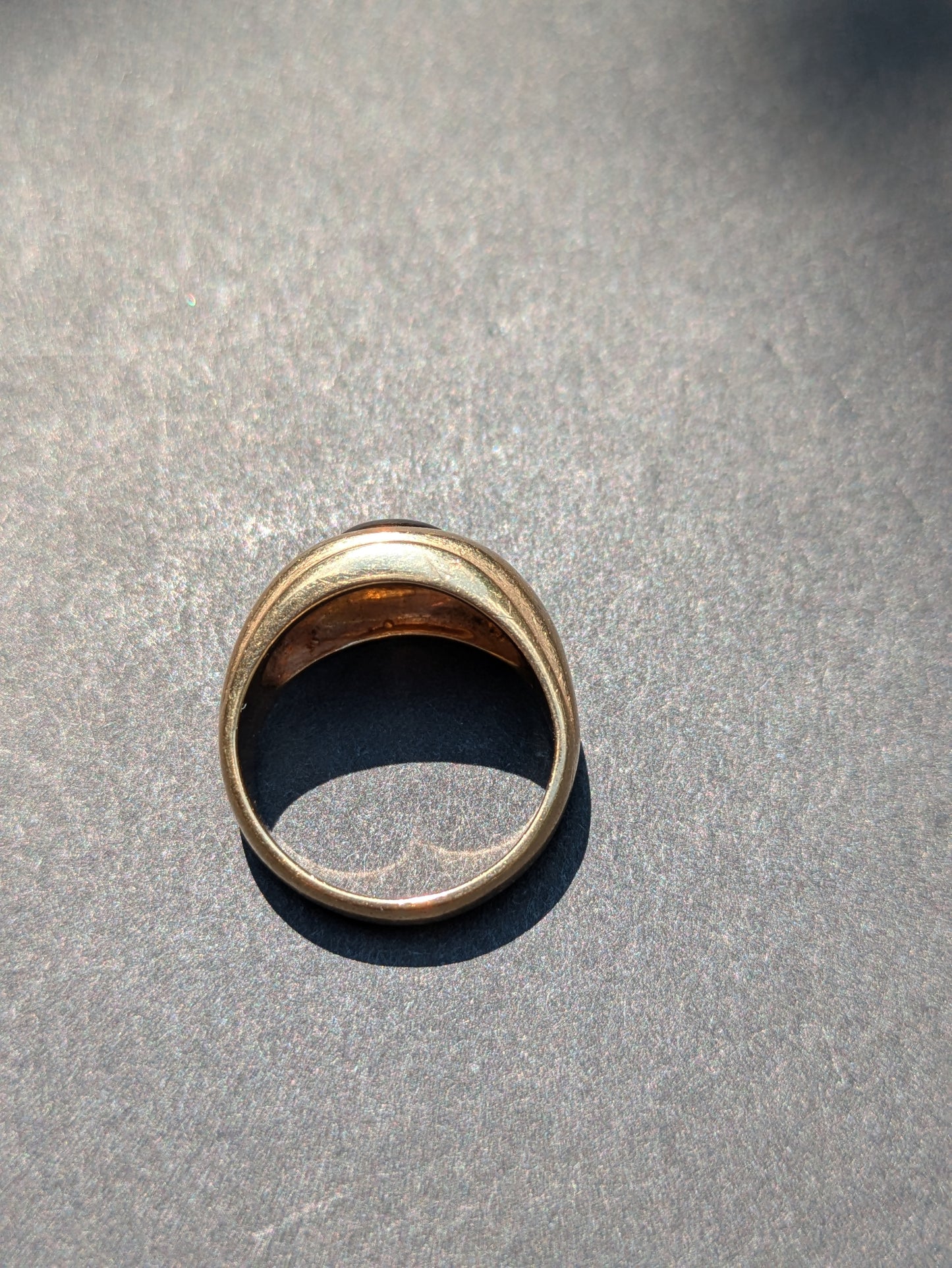 14kt 1960's Cat's Eye Signet Ring