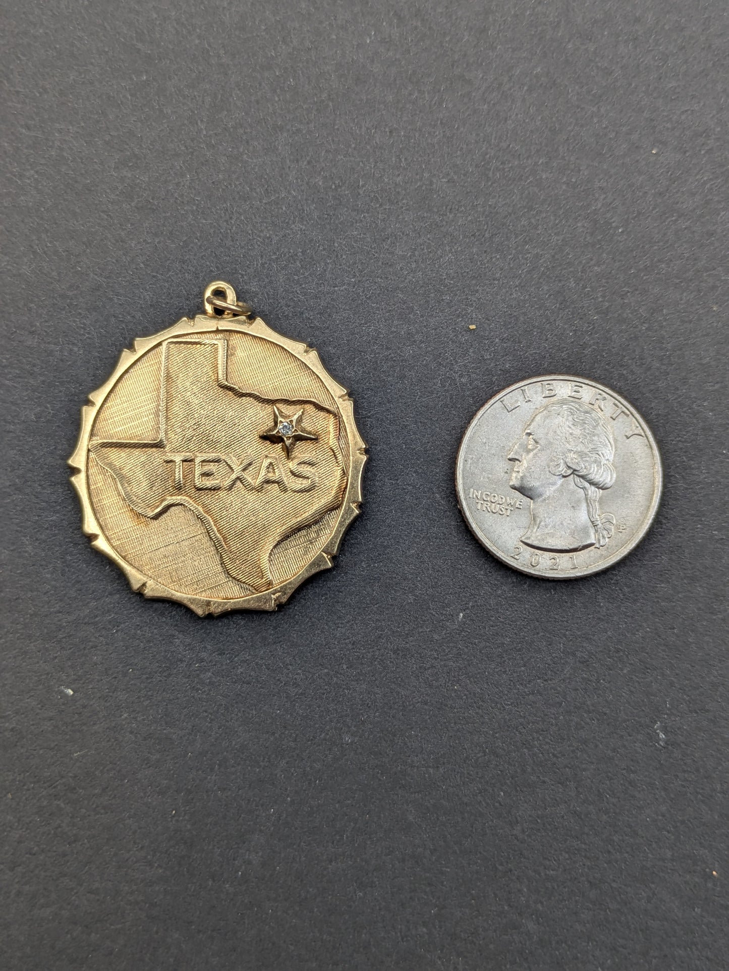 14k Large Vintage Texas Disk Pendant with Diamond