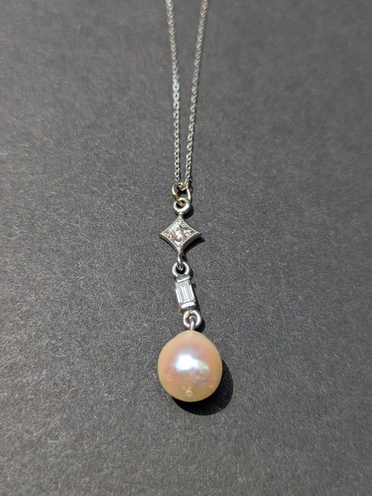 14K 1920's white gold diamond and pearl necklace