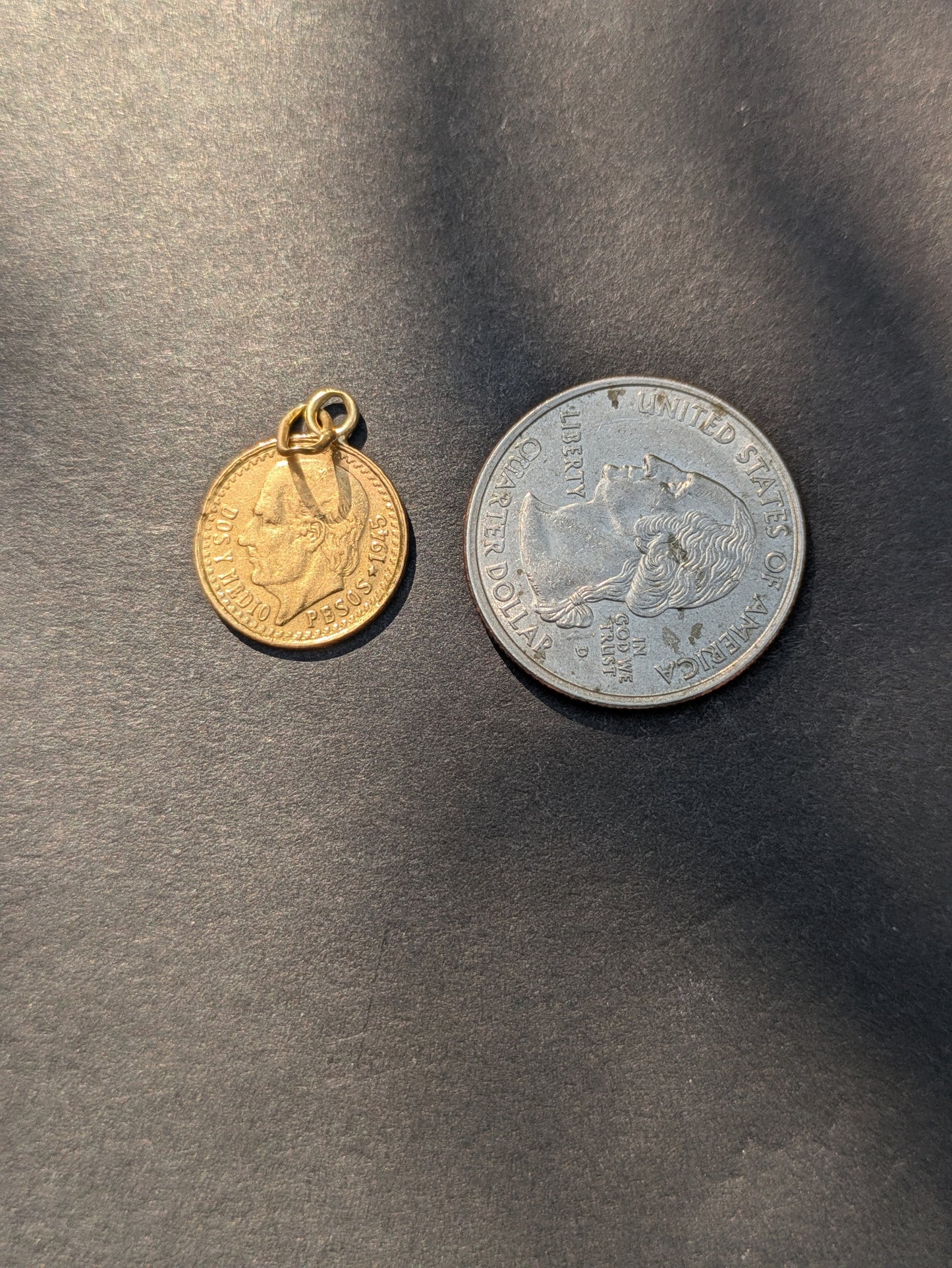14kt Bale on 23.3kt 2½ Peso Coin Charm