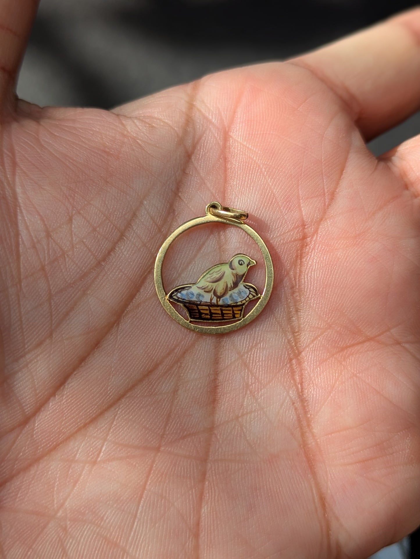 18kt Enamel Baby Chick in Basket Disk Charm
