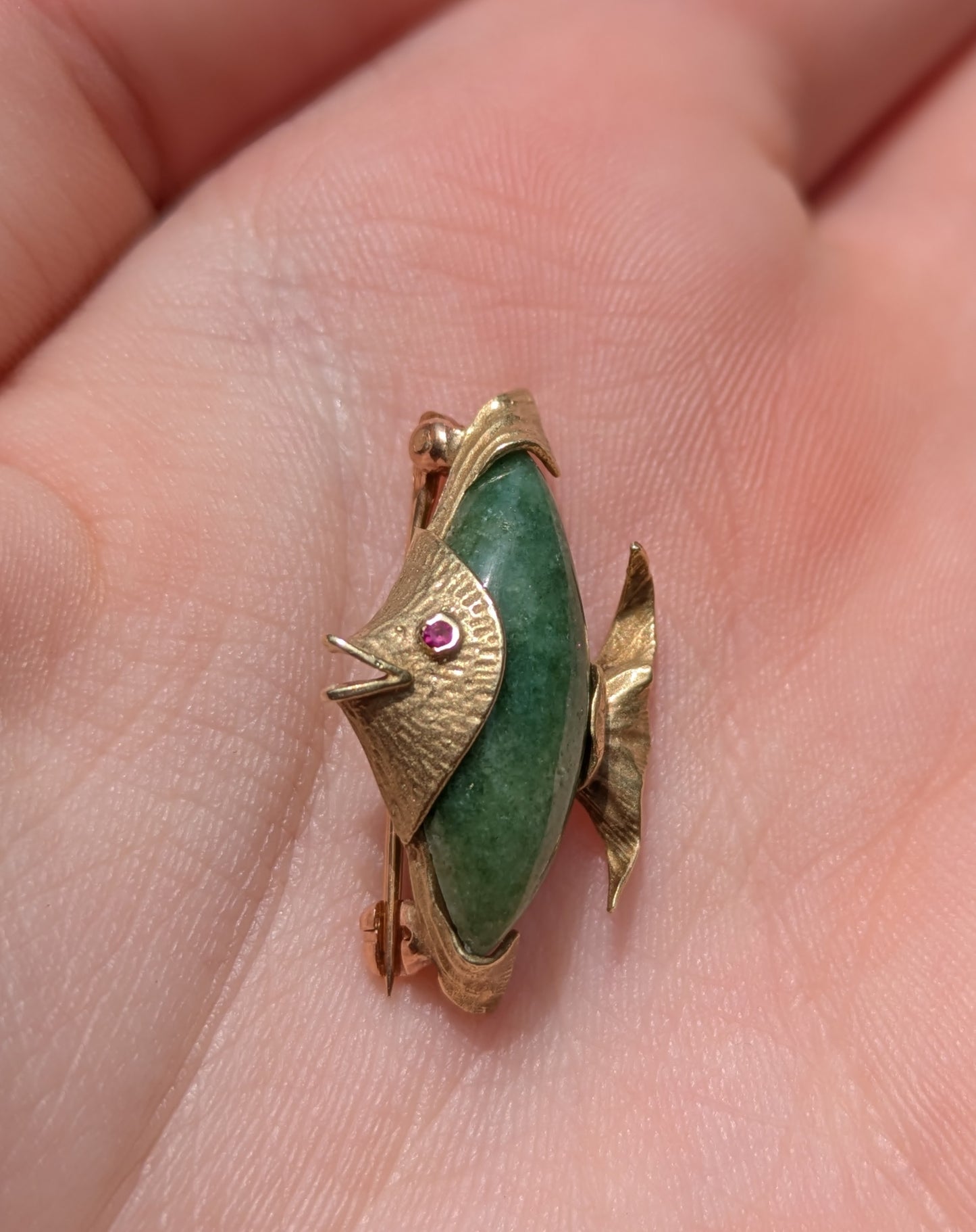Charming Jade and Ruby 14kt Fish Brooch