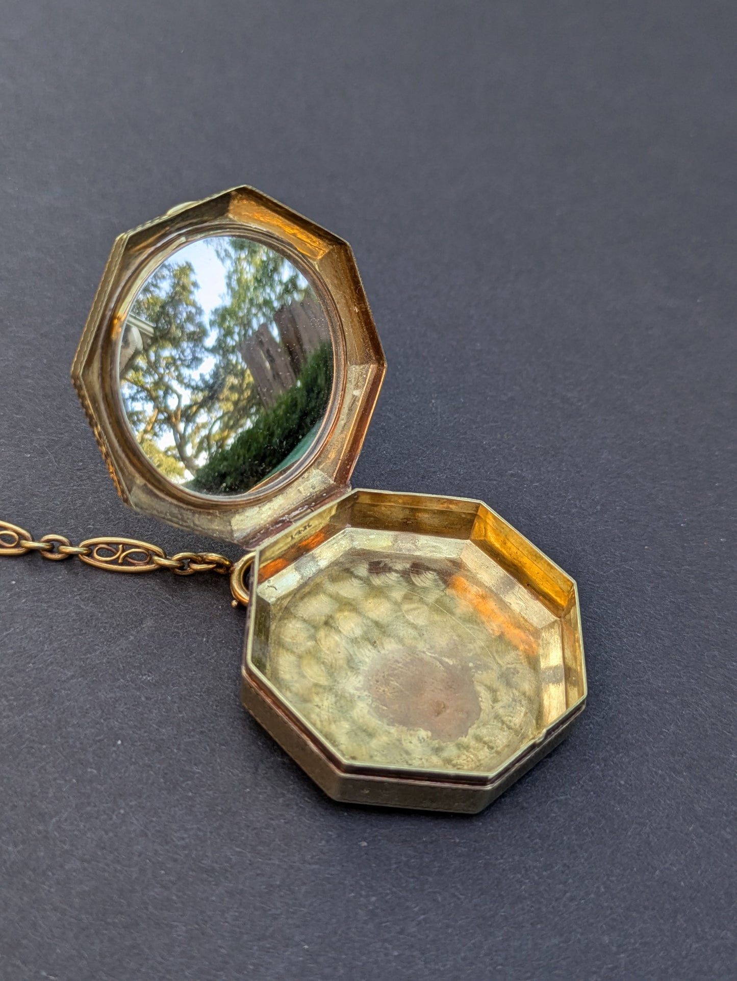 14k Compact Engraved with "DRH"