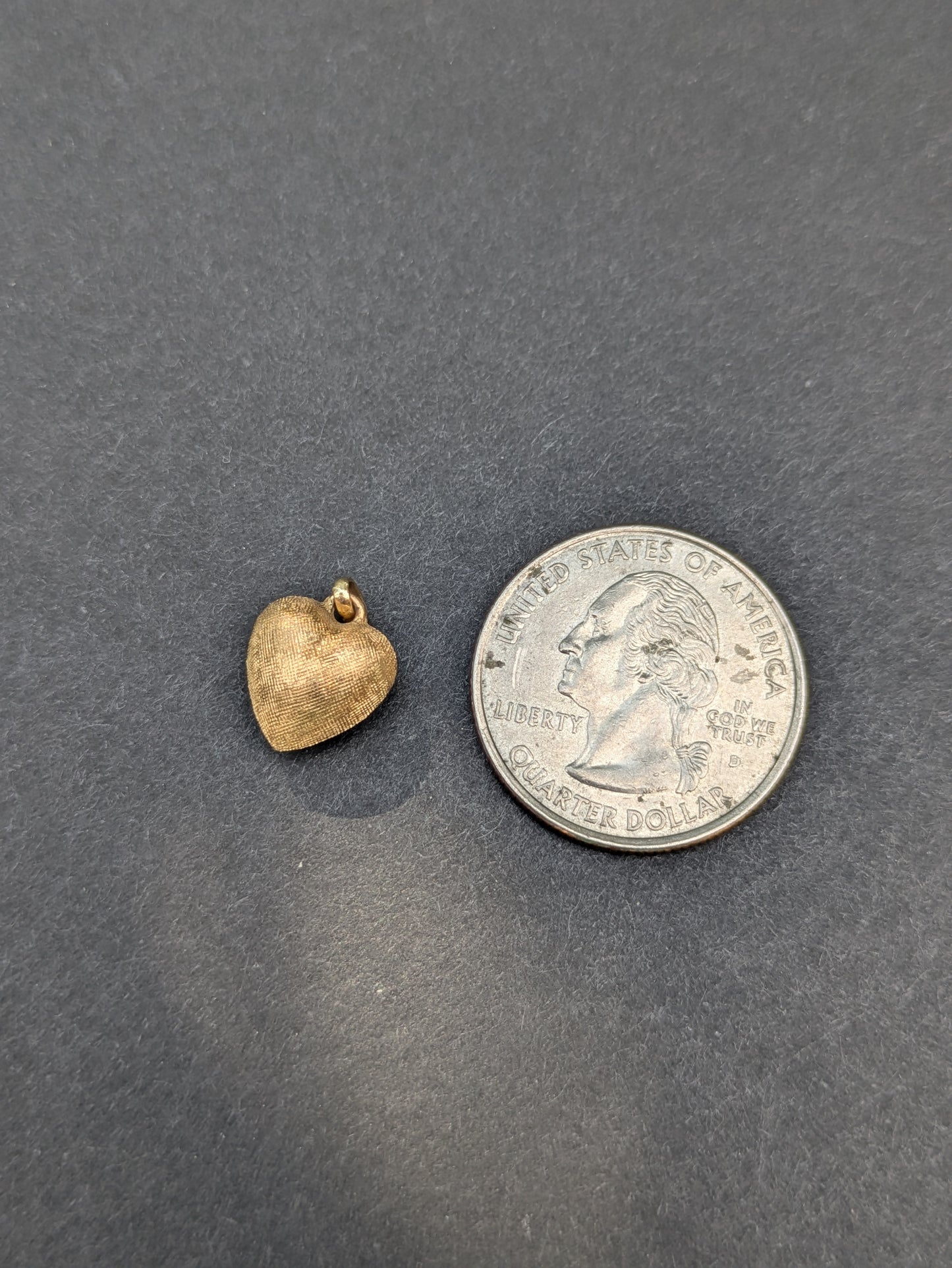 Small 14kt Florentine Finished Puffy Heart