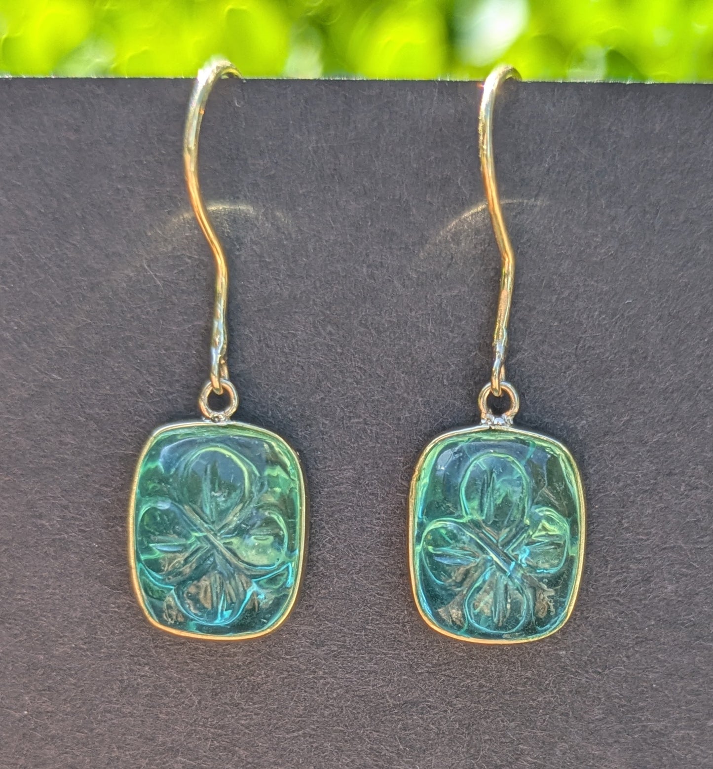 14kt Carved Emerald Earrings