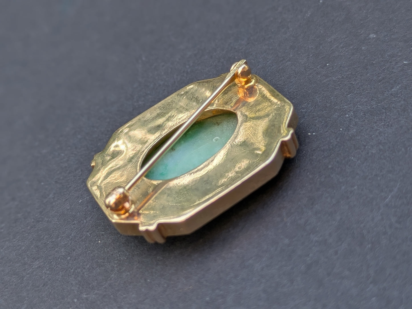 14k Jade and Onyx Brooch