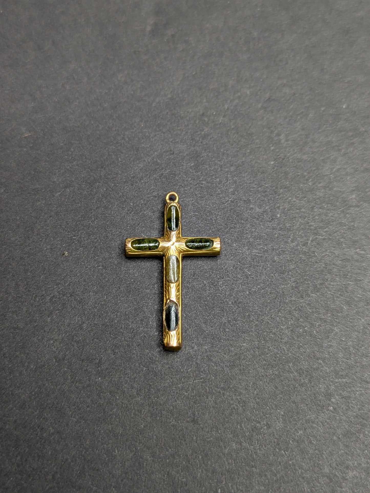 9k Irish Marble Cross
