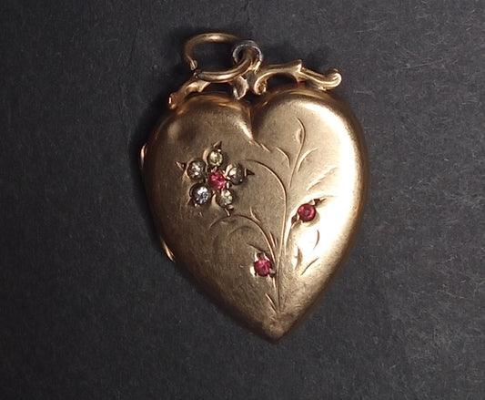 9k Gemstone Heart Locket Circa 1940's
