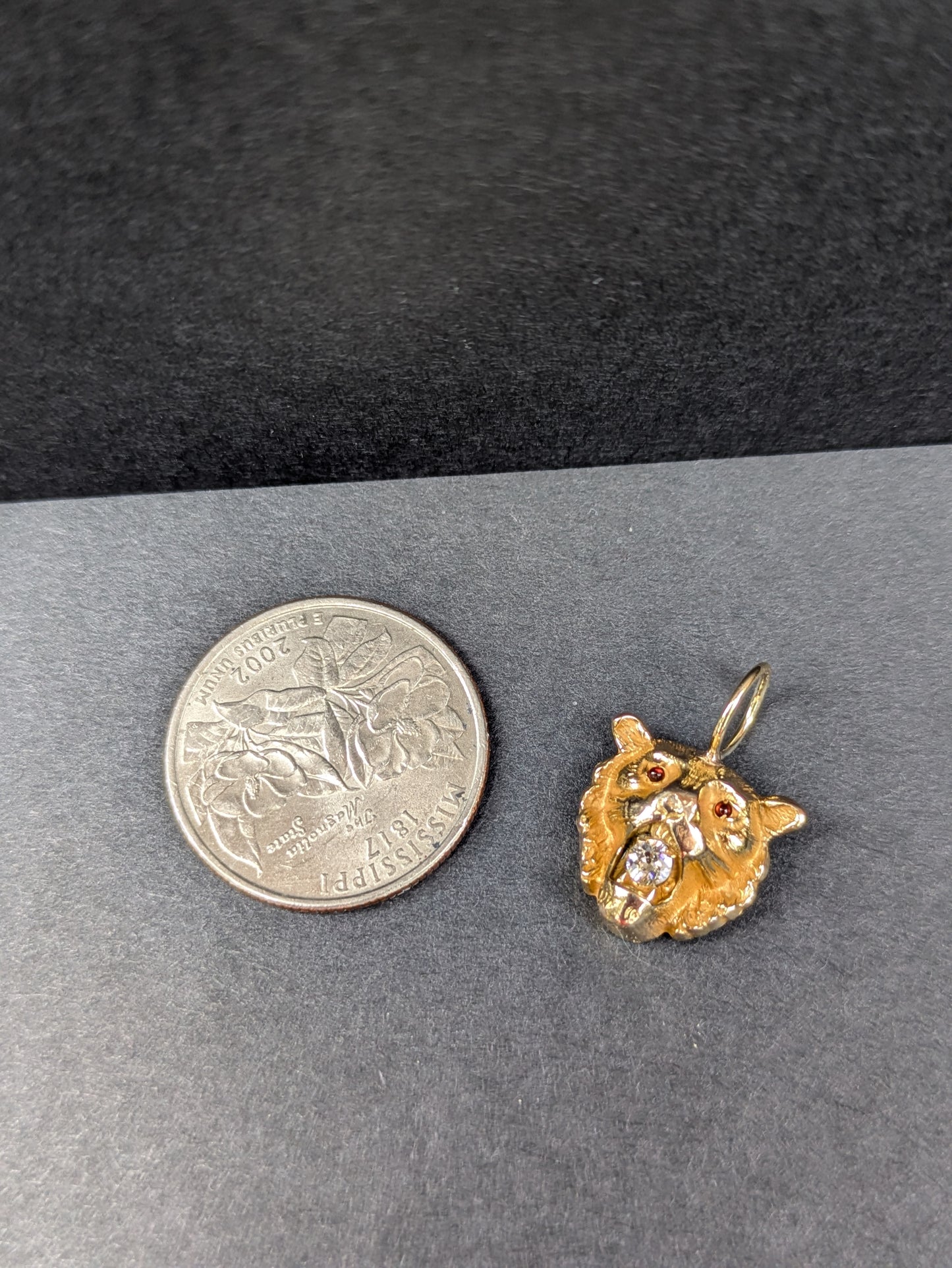 10kt Lion Charm with Ruby Eyes & Diamond