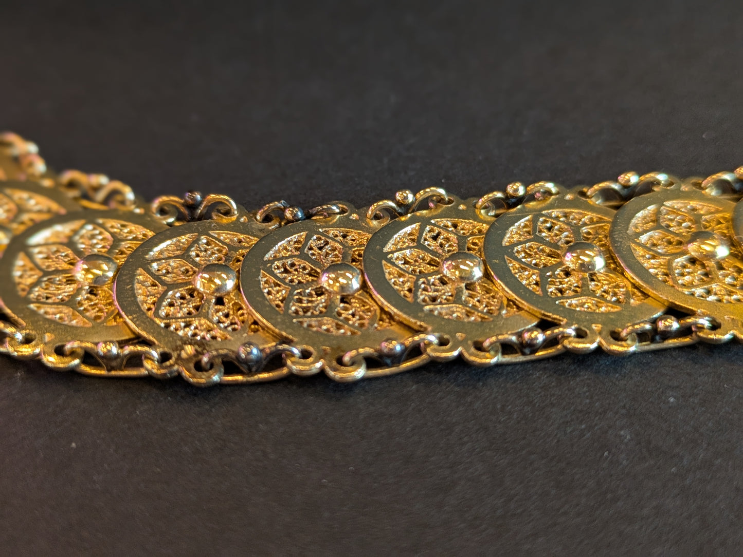 14kt Lace Work Disc Bracelet