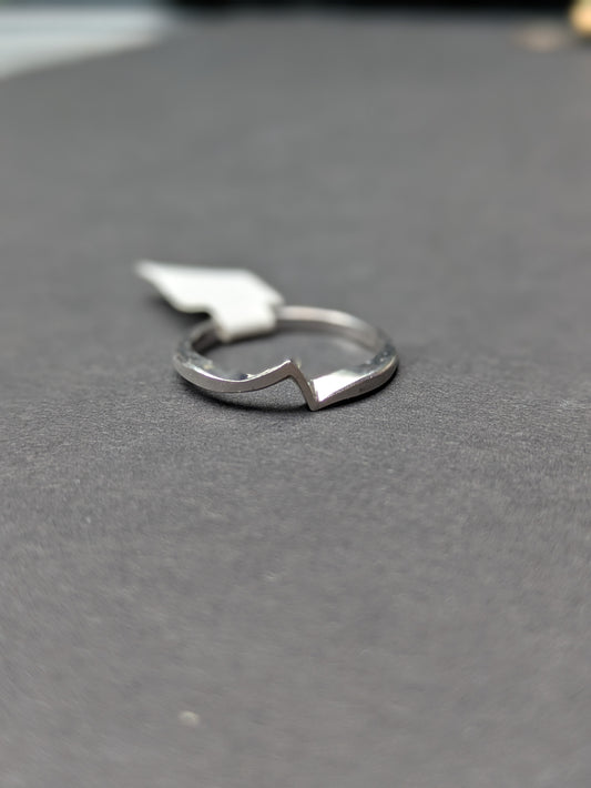 1960's 14k White Gold Zigzag Band