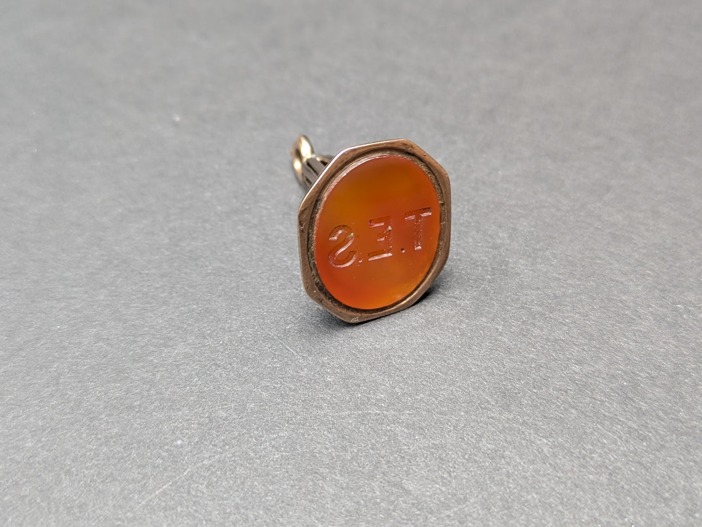 9k English Hallmarks Bloodstone and Carnelian Fob