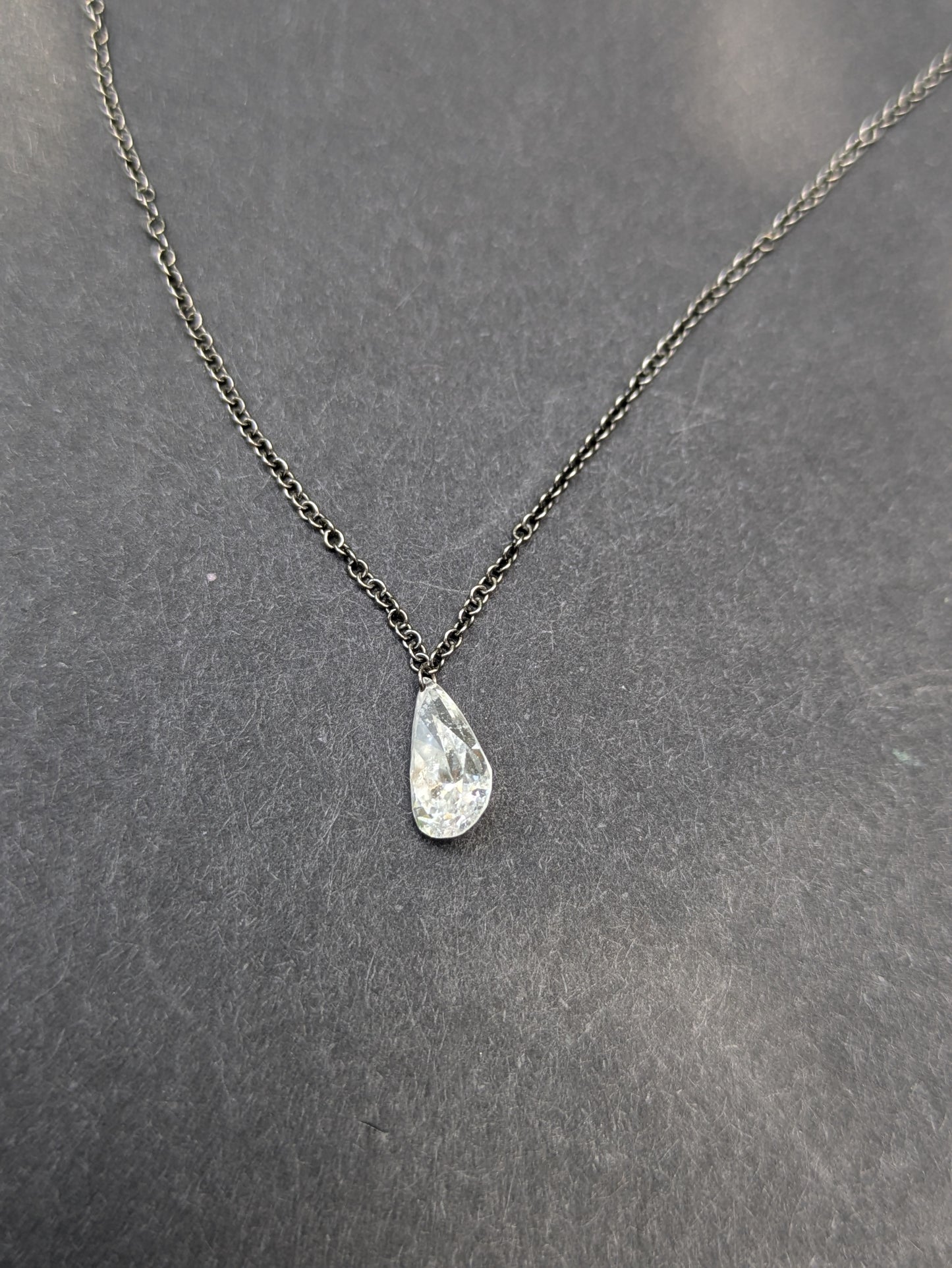 18k white gold oxidized chain w/ 1ct pear diamond