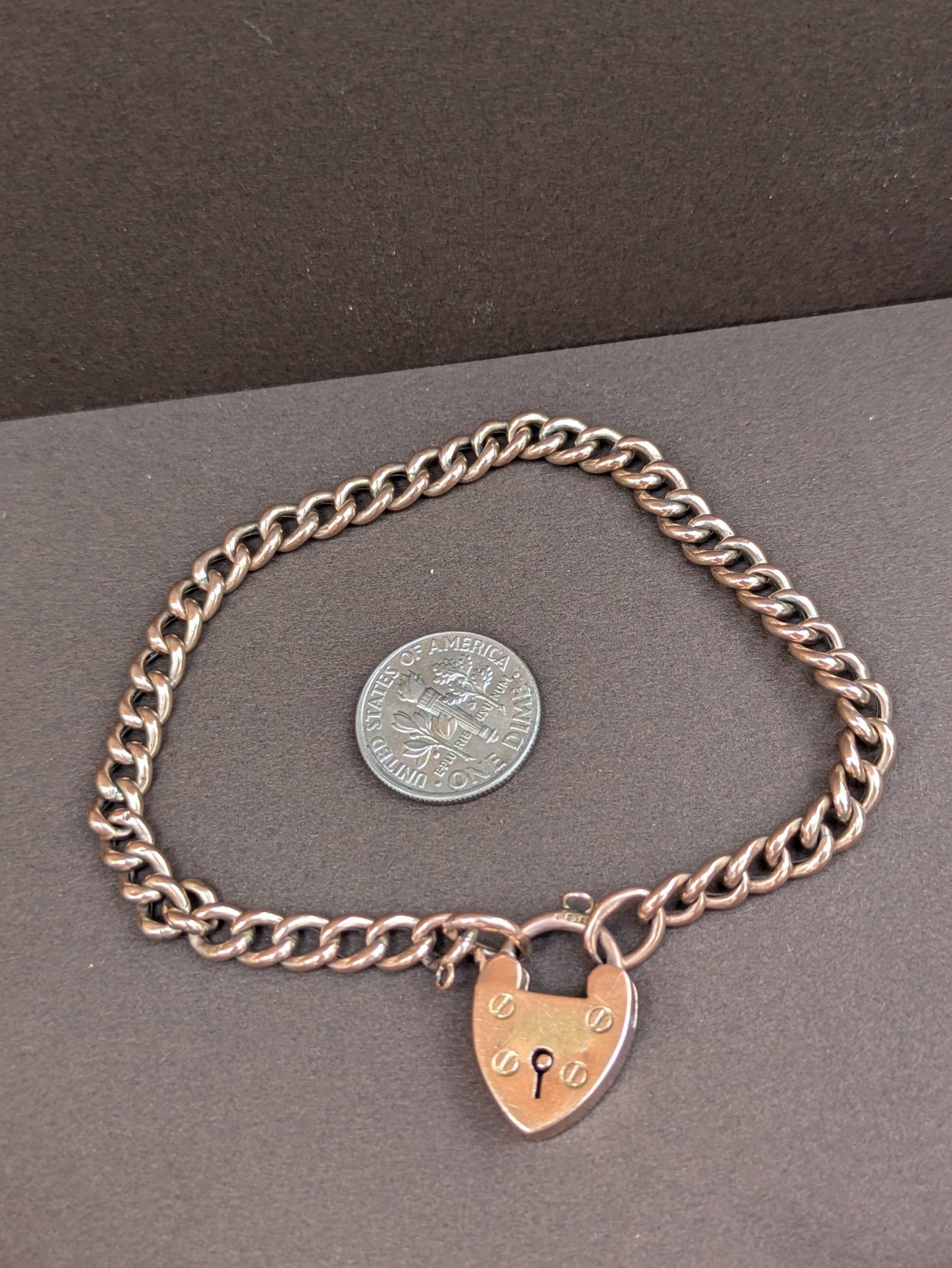 Open Flat Curb Chain 9kt English - Toggle & Dog Clip