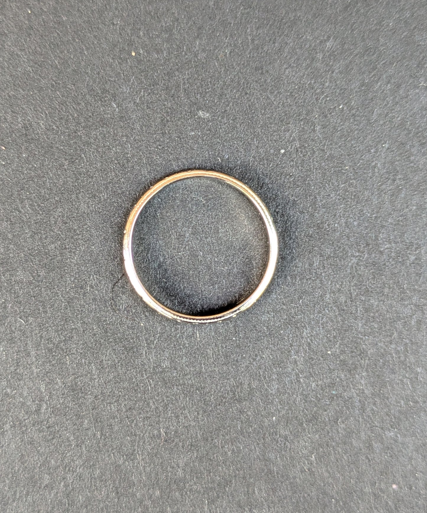 Osbty Barton 18k Wedding Band