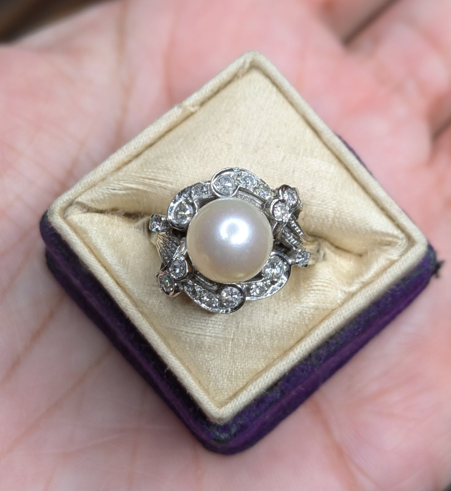 14k White Gold Pearl and Diamond Swirls Ring