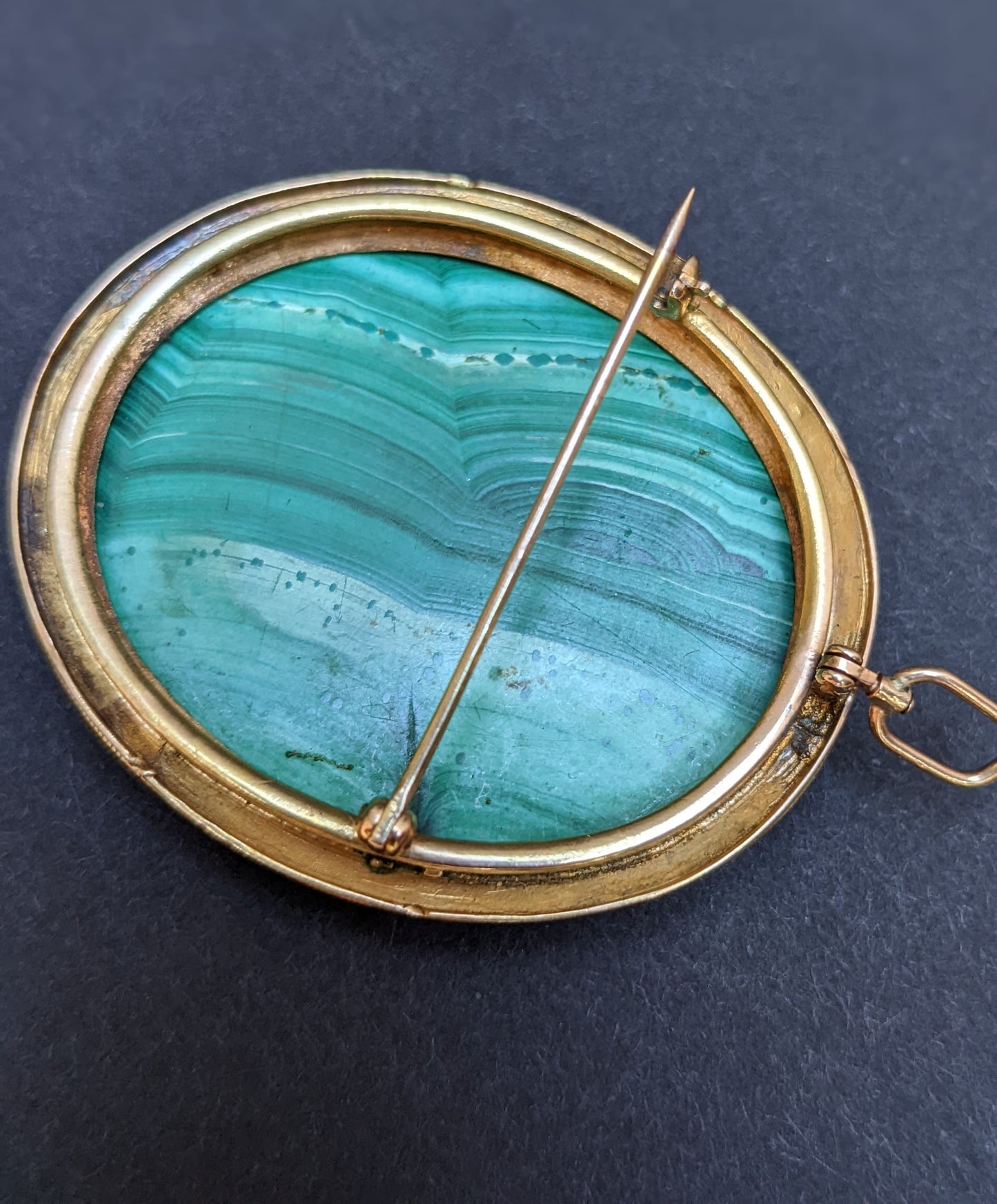18k Malachite figural Micro mosaic brooch/pendant
