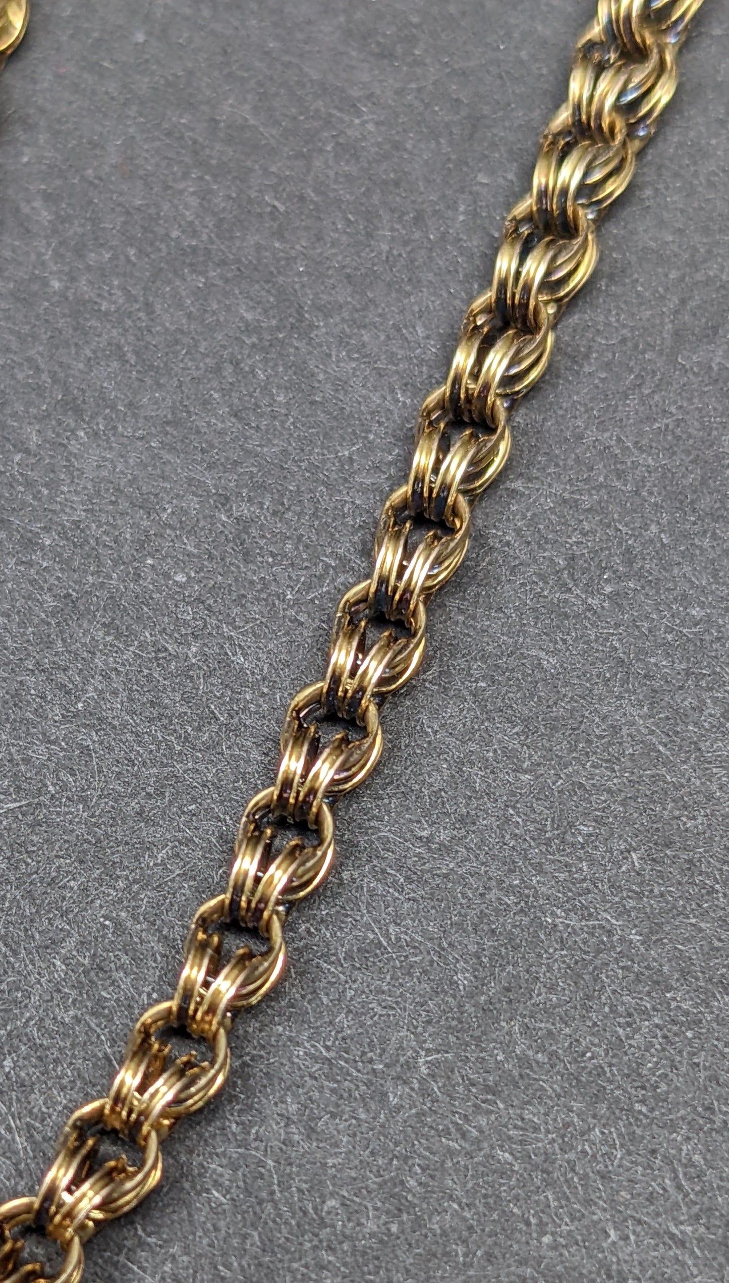 17 inch 14k elaborate gold chain with dog clip
